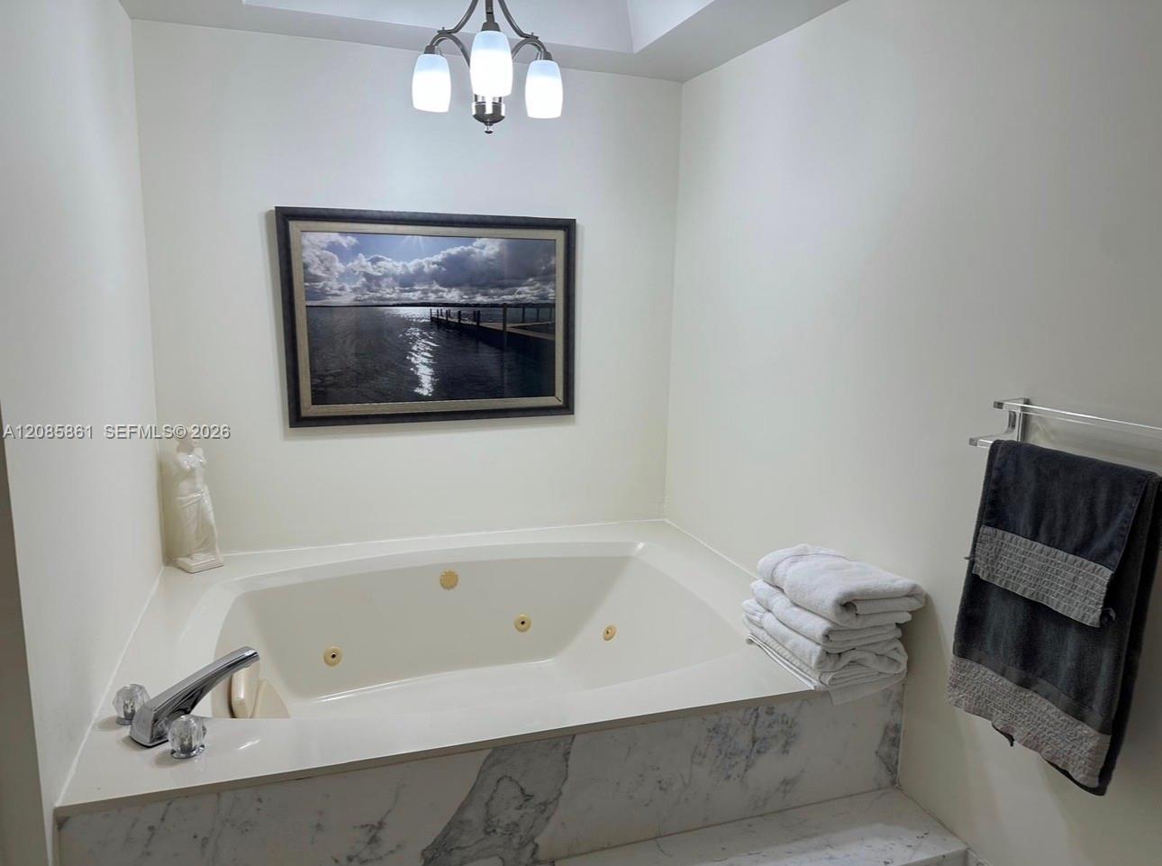 20191 E Country Club Dr # 2002, Aventura FL 33180 photo 3