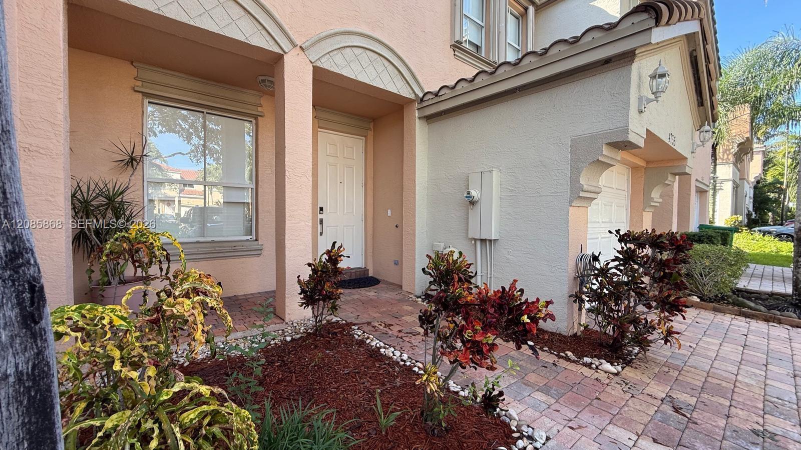 4735 SW 164th Ave, Miramar FL 33027 photo 3