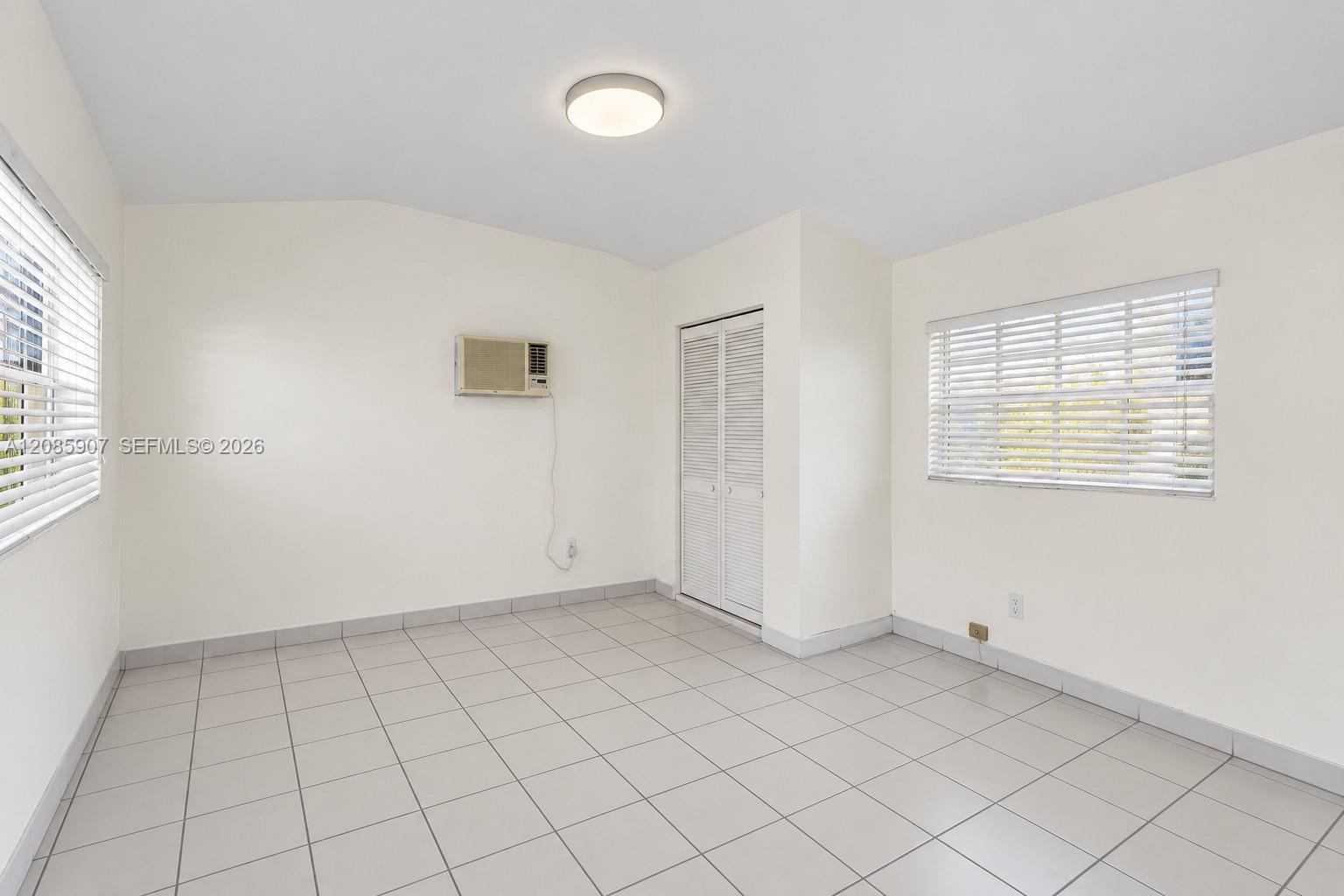 3640 SW 25th St, Miami FL 33133 photo 2