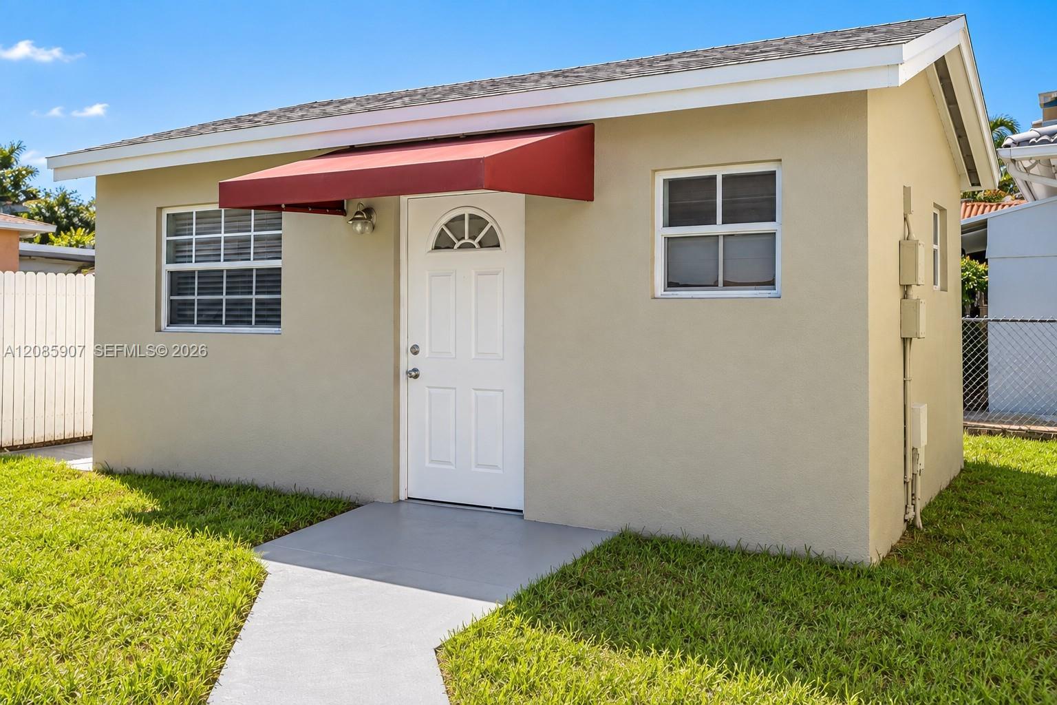 3640 SW 25th St, Miami FL 33133