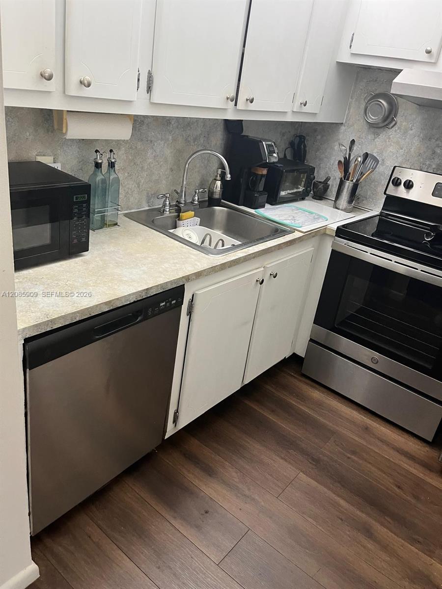 159 Ventnor J # 159, Deerfield Beach FL 33442 photo 4