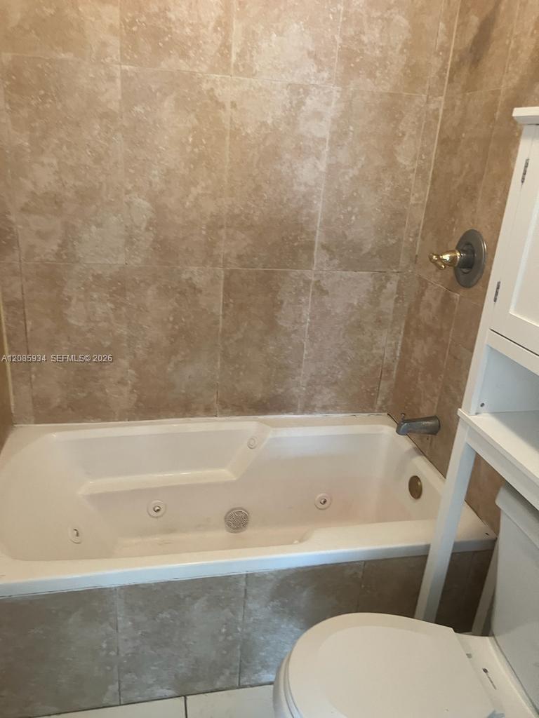 526 SW 64th Ave # 5, Miami FL 33144 photo 2
