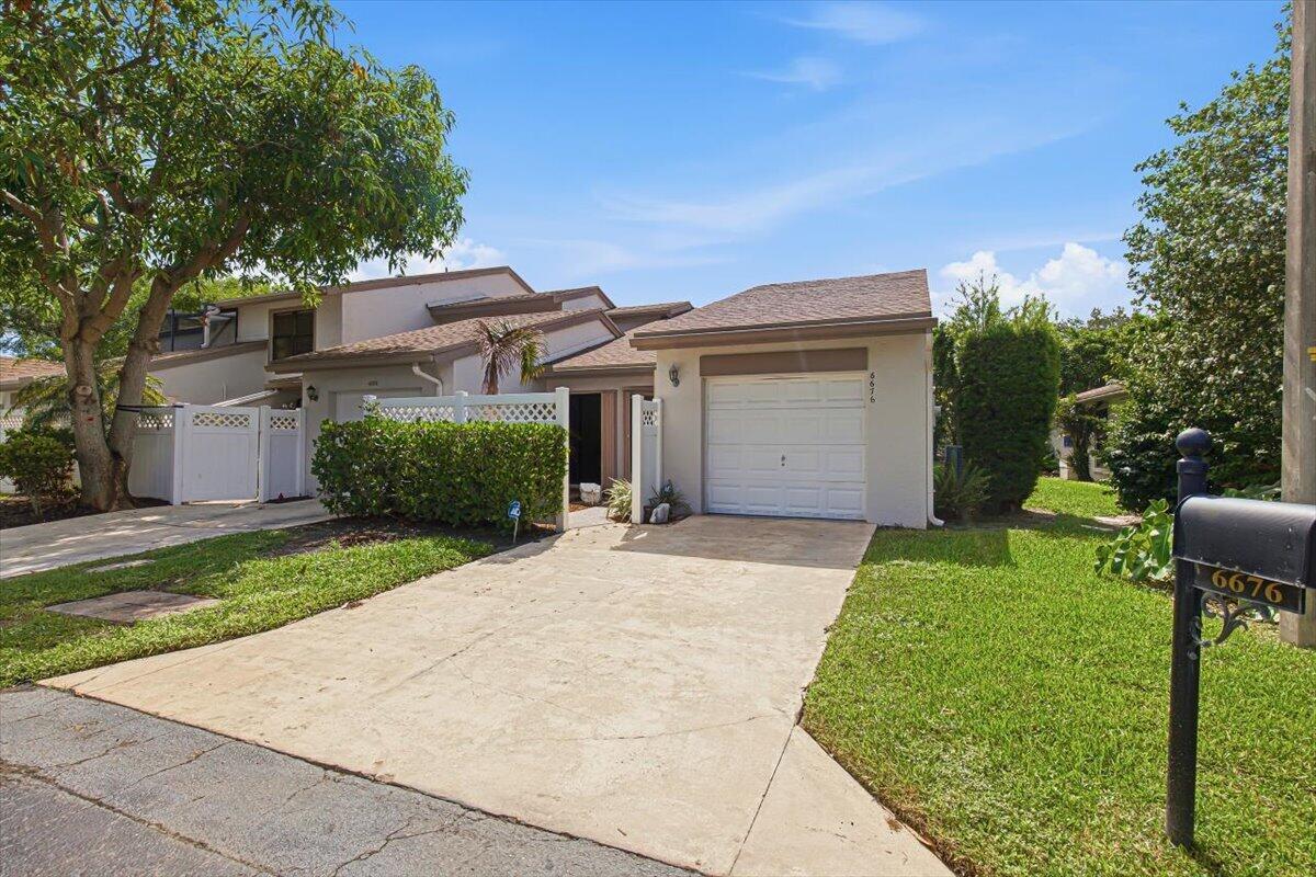 6676 Canary Palm Circle # 19, Boca Raton FL 33433 photo 3