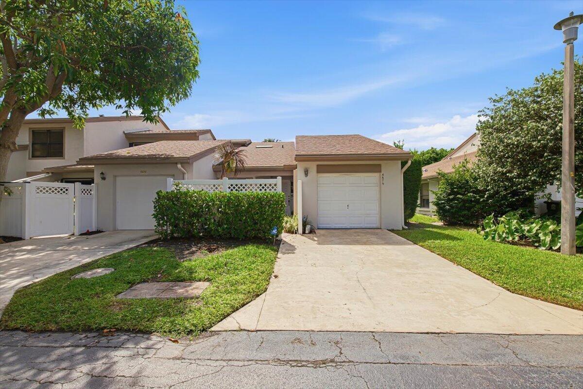 6676 Canary Palm Circle # 19, Boca Raton FL 33433
