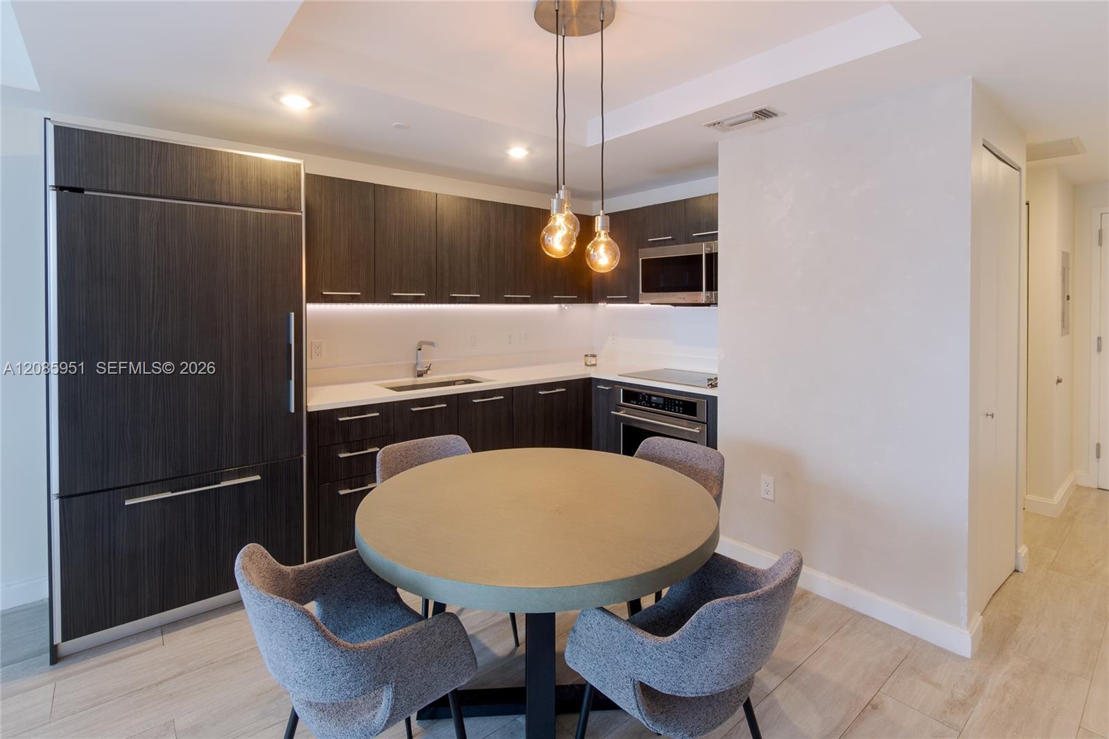 45 SW 9th St # 3105, Miami FL 33130 photo 4