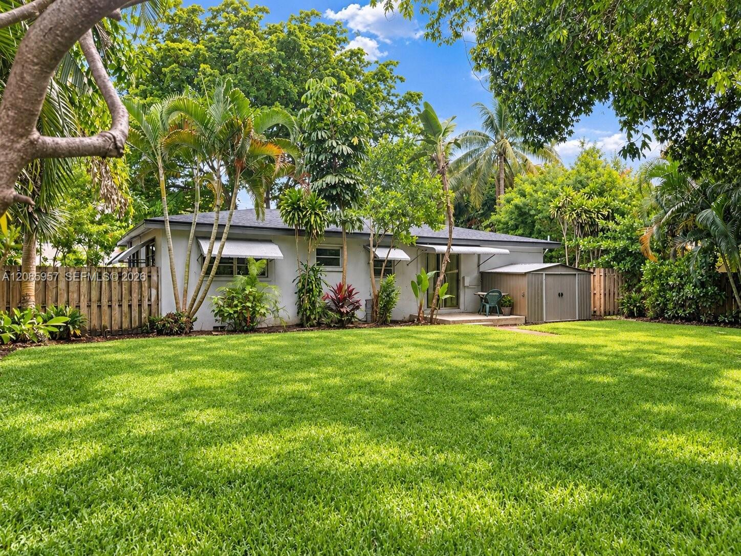 1107 NE 16th Ct, Fort Lauderdale FL 33305 photo 2