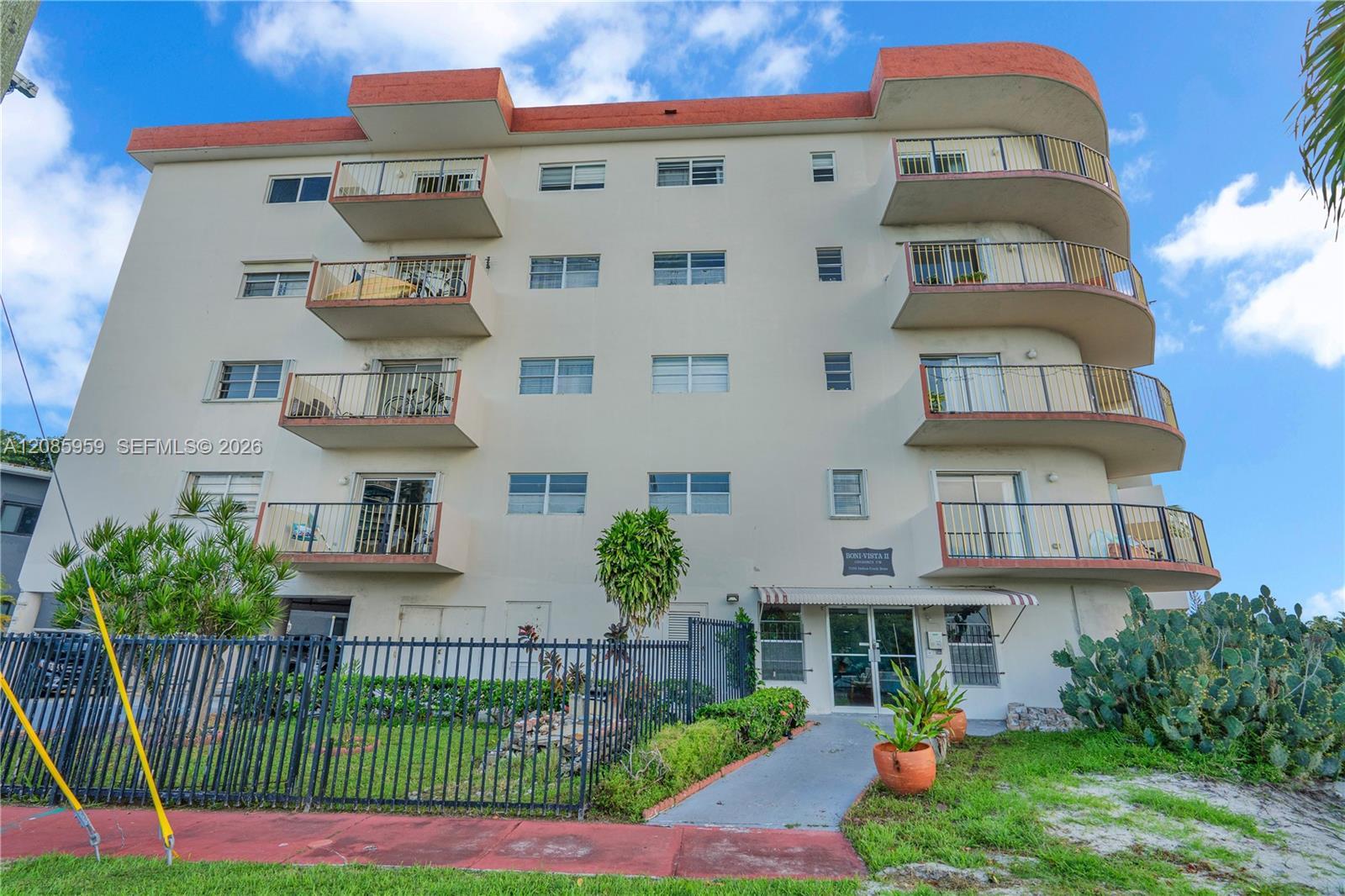 7150 Indian Creek Dr # 505, Miami Beach FL 33141