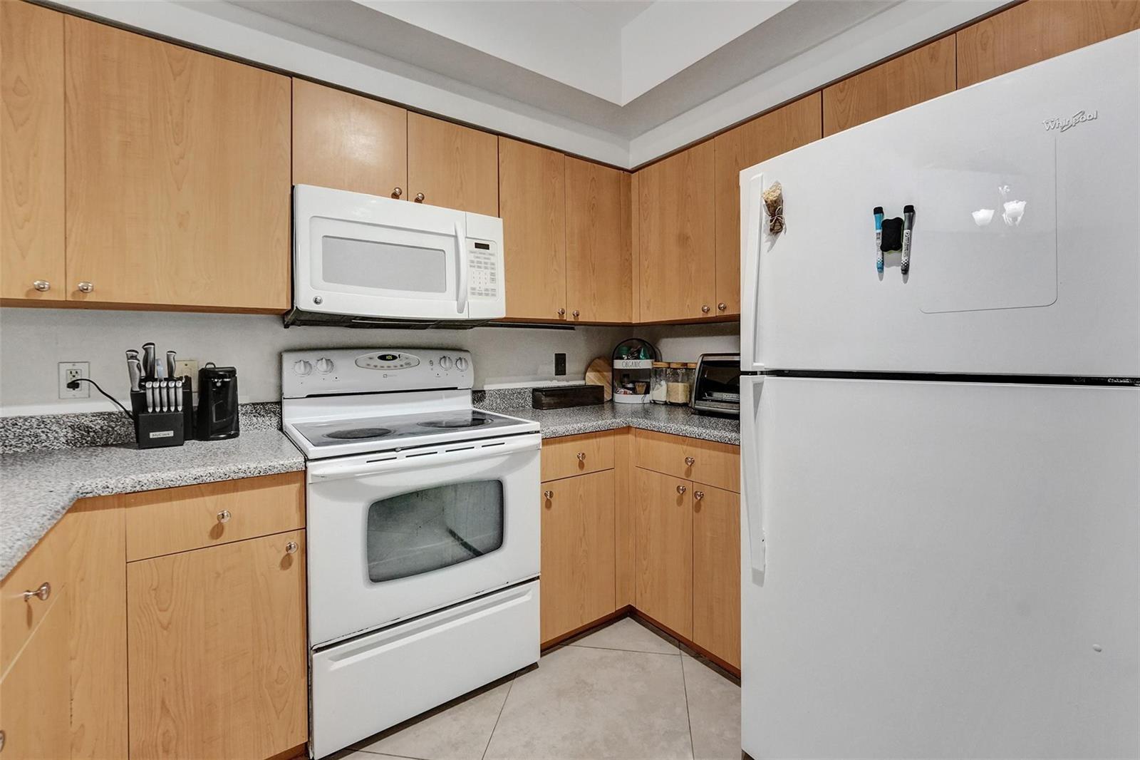 7940 N NOB HILL Road # 304, Tamarac FL 33321 photo 4