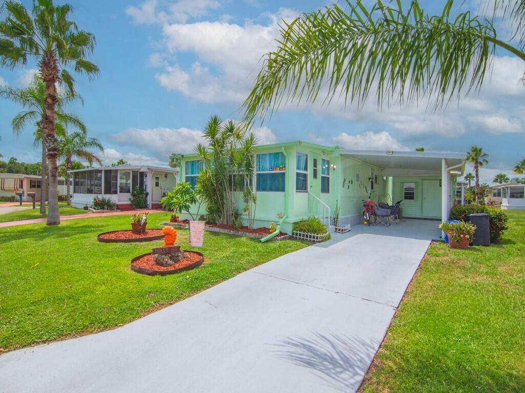 9 Kassaba Lane, Port St. Lucie FL 34952