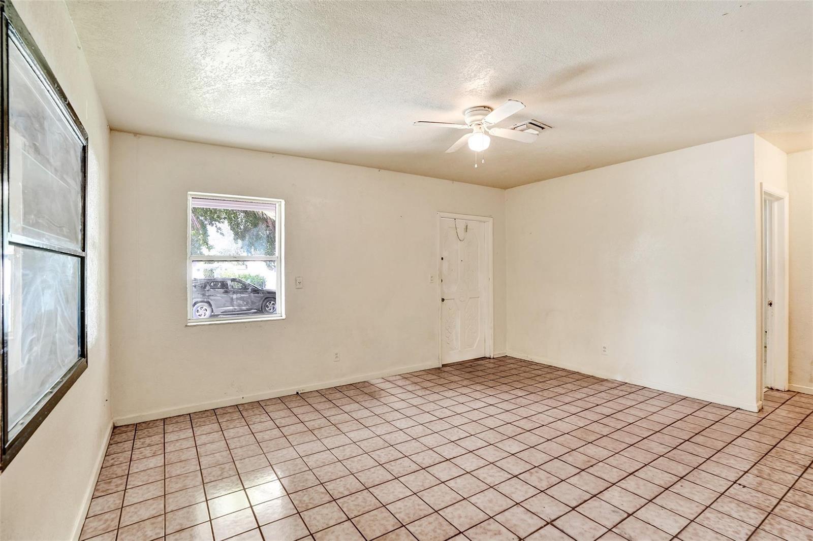 1318 NW 11TH Place, Fort Lauderdale FL 33311 photo 5