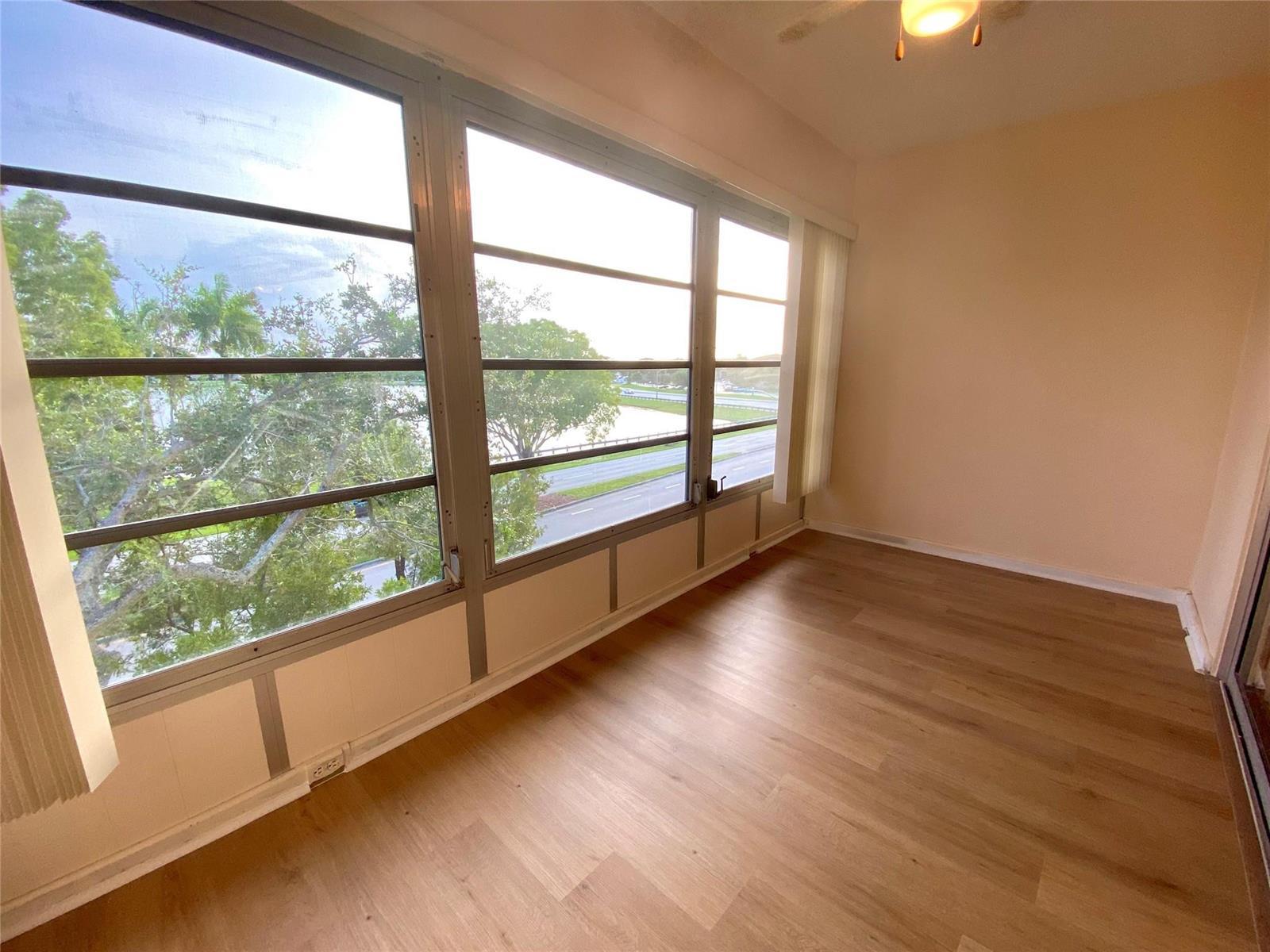 1000 SW 128TH Terrace # 411V, Pembroke Pines FL 33027