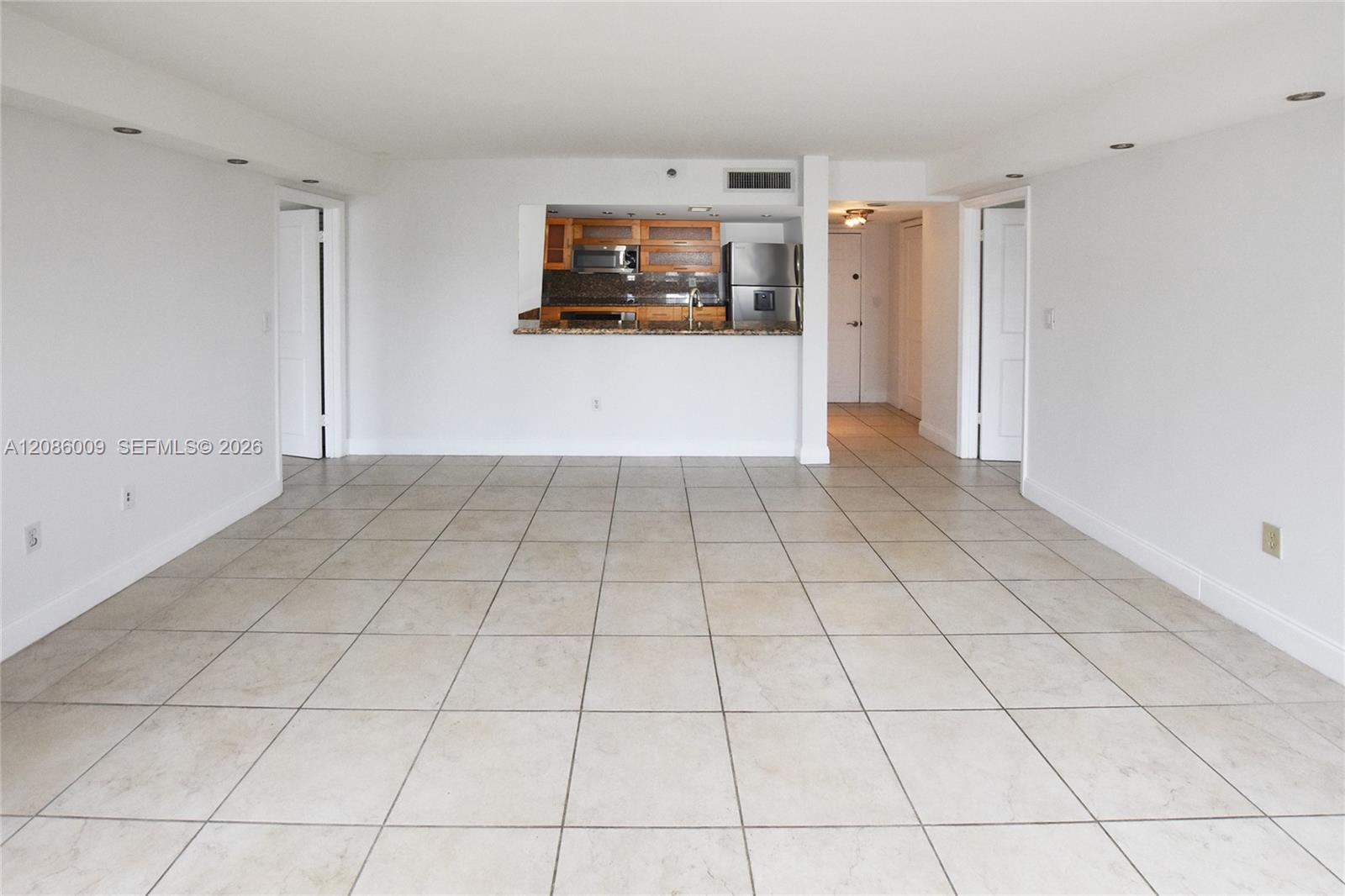 540 BRICKELL KEY DR # 1511, Miami FL 33131 photo 4