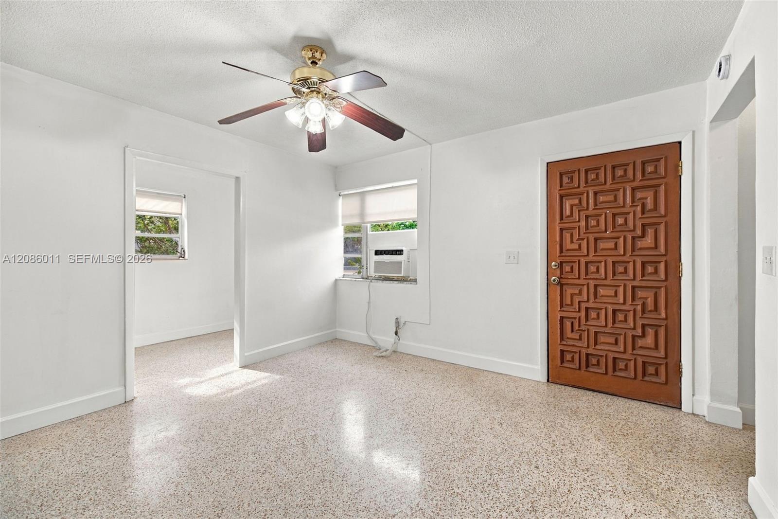 882 NW 2nd St, Miami FL 33128 photo 3