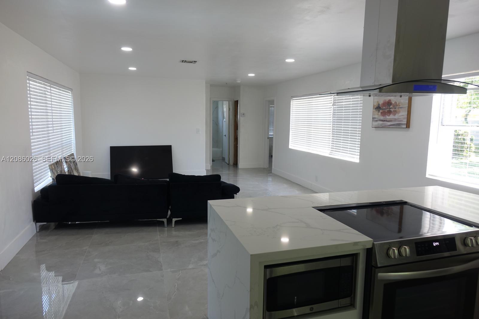 1510 S 24th Ave, Hollywood FL 33020 photo 5