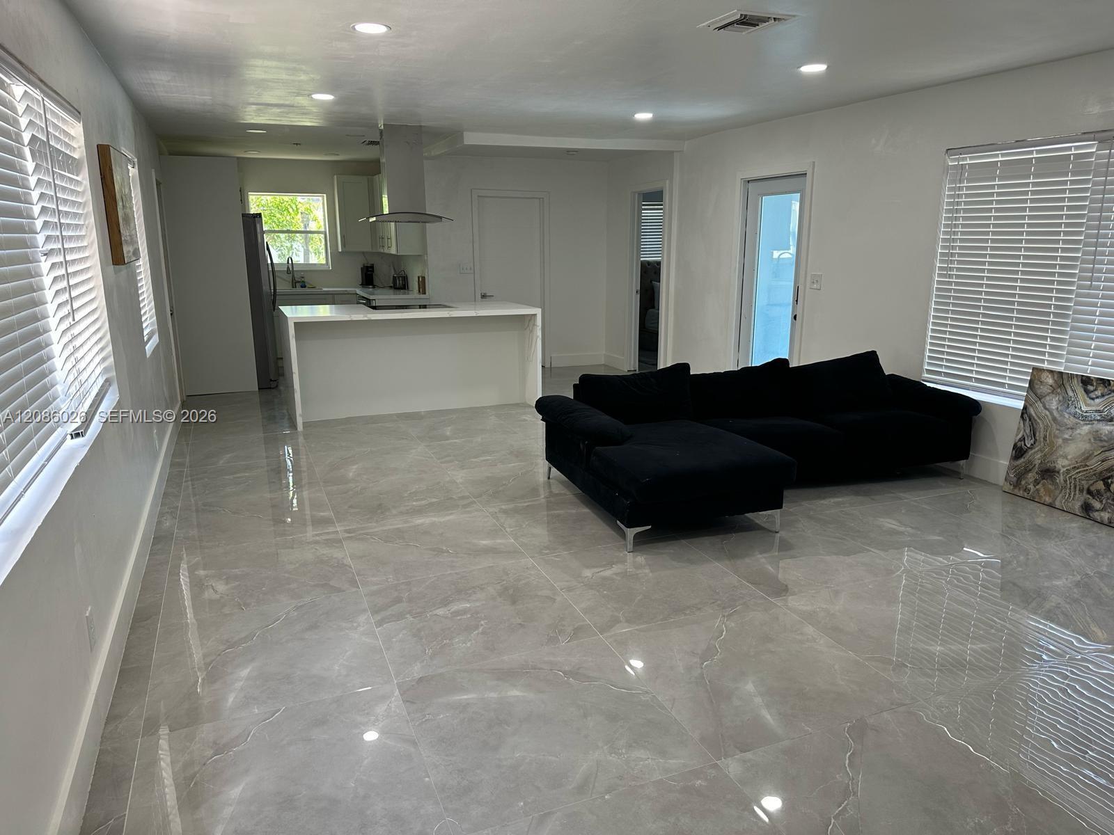1510 S 24th Ave, Hollywood FL 33020 photo 4