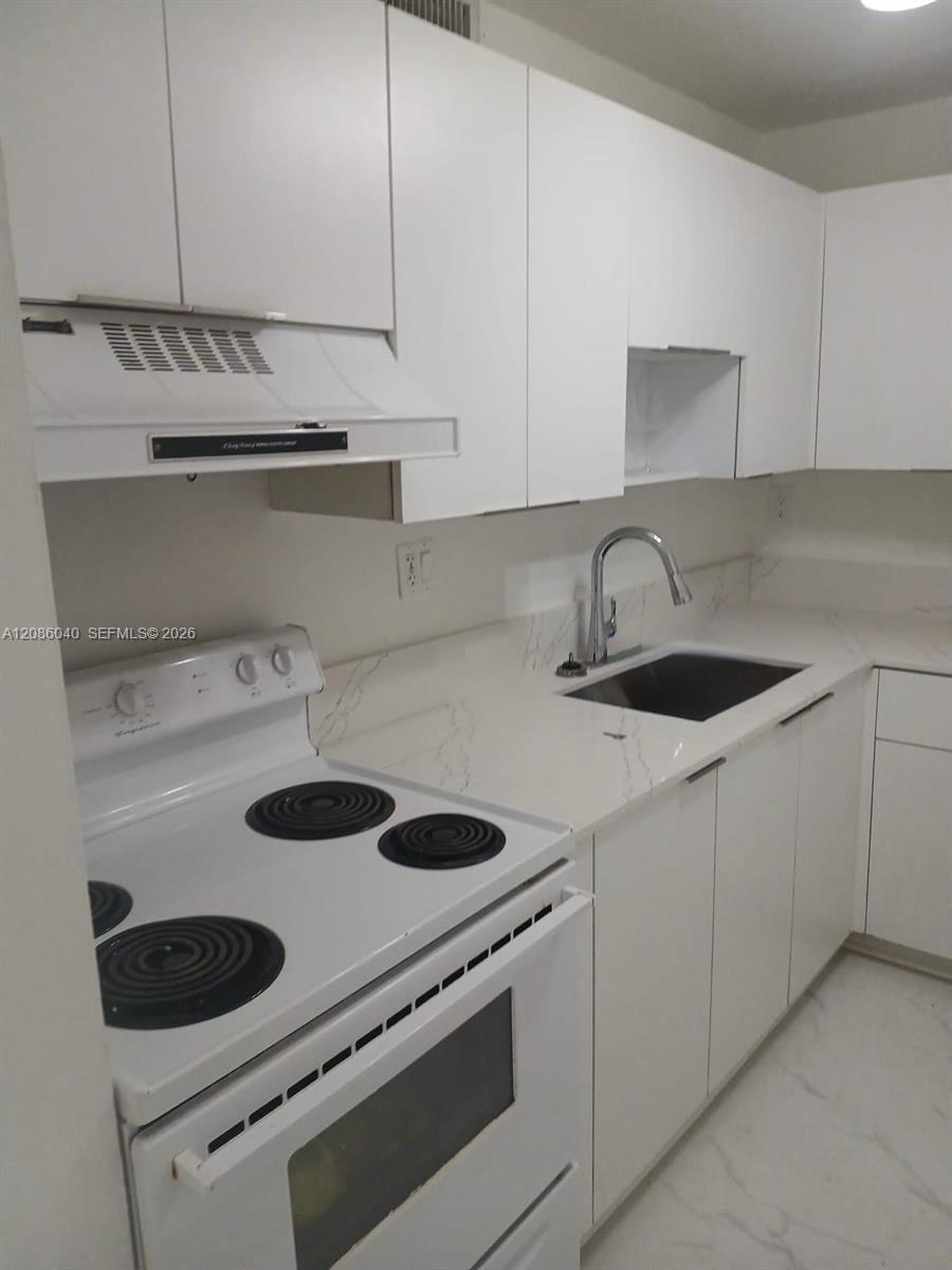 8405 NW 8th St # 311, Miami FL 33126 photo 2