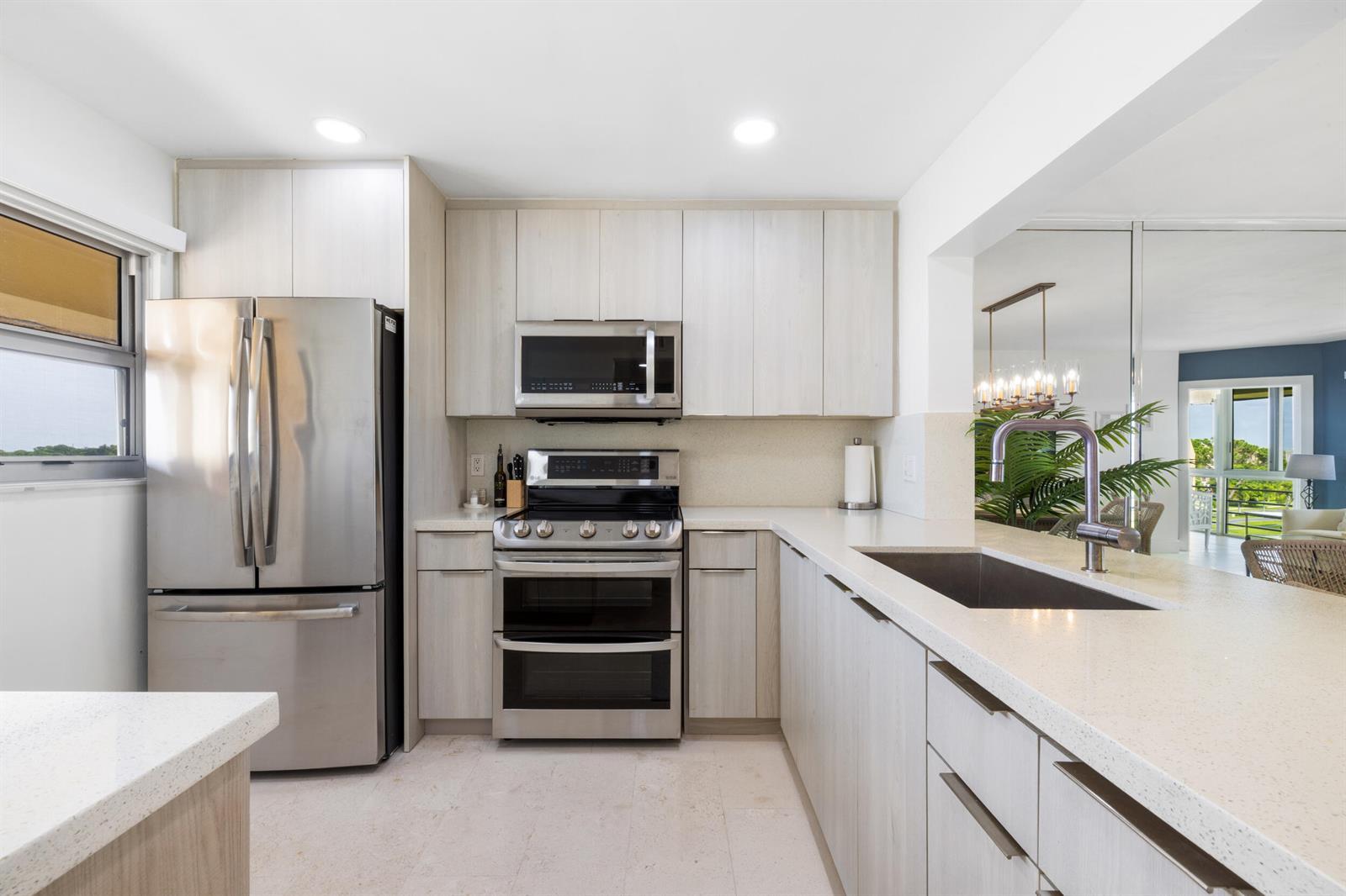 3654 VIA POINCIANA # 603, Lake Worth FL 33467 photo 2