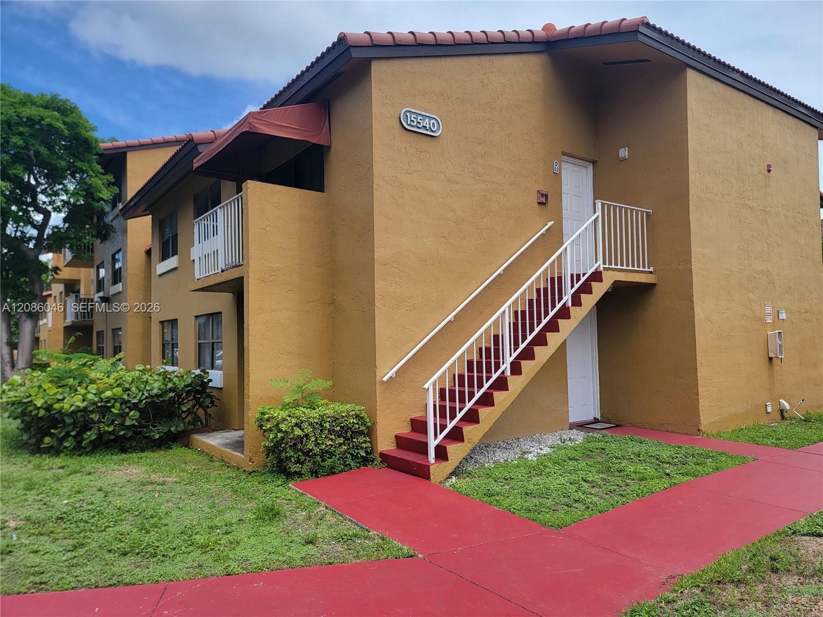 15540 SW 80th St # 101, Miami FL 33193 photo 2