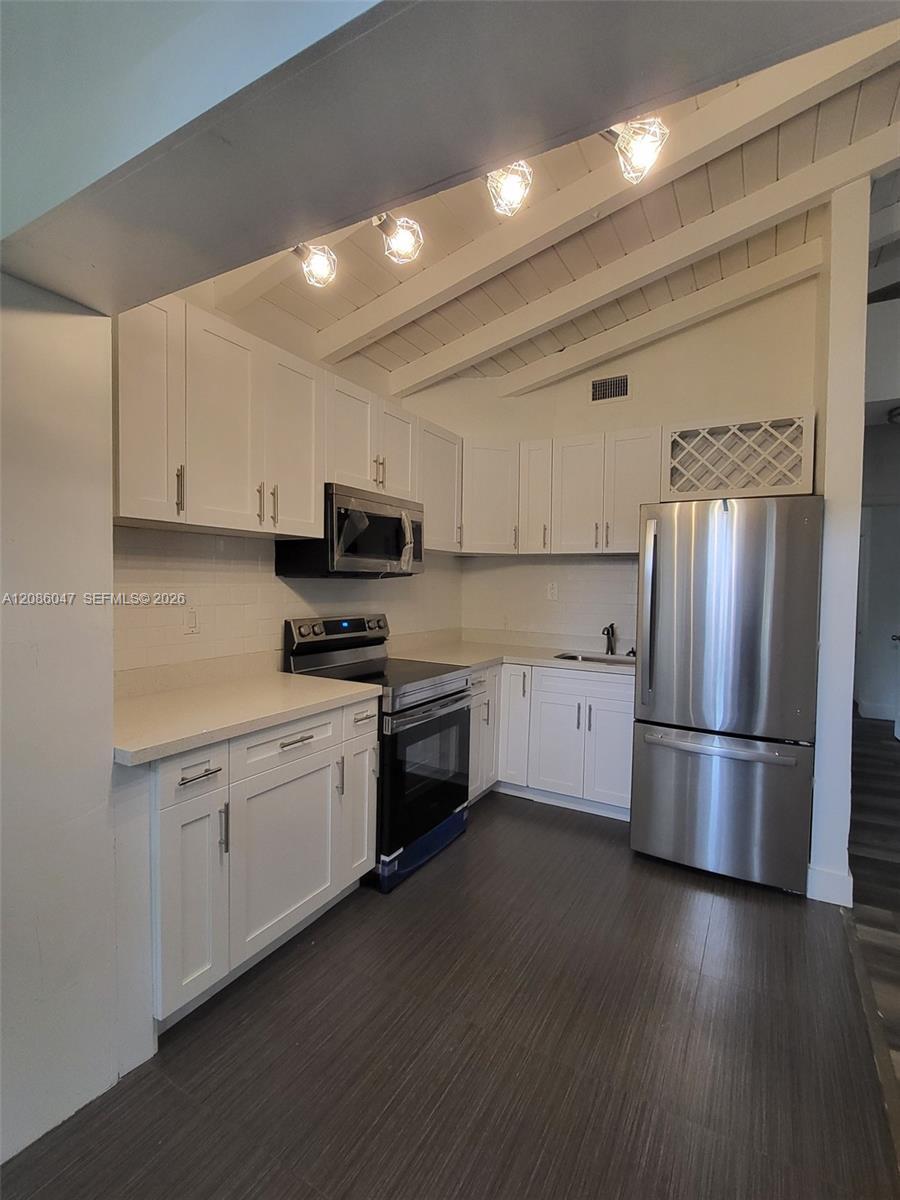 4431 SW 10th St, Miami FL 33134 photo 3