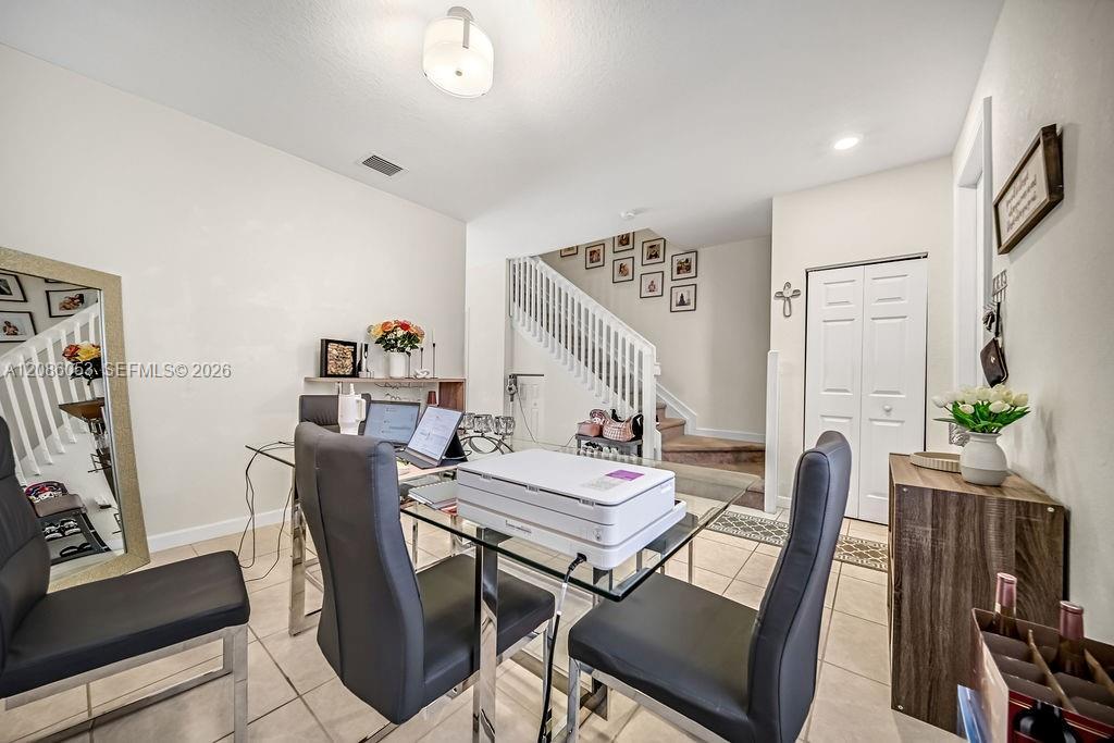10657 W 32nd Ln, Hialeah FL 33018 photo 3