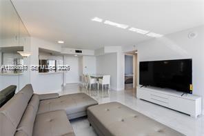 1800 Sunset Harbour Dr # 2215, Miami Beach FL 33139 photo 3
