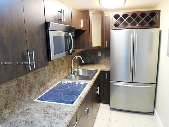 6960 Miami Gardens Dr # 530A, Hialeah FL 33015