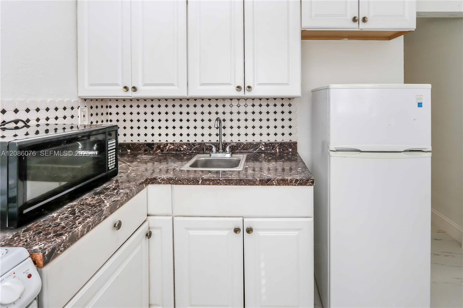 1236 NE 109th St # 3, Miami FL 33161 photo 3