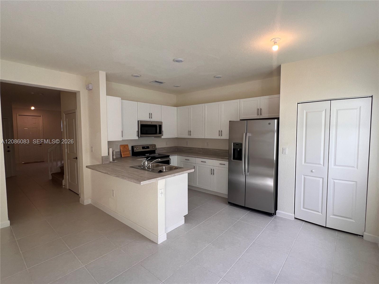 3342 W 112th St, Hialeah FL 33018 photo 5