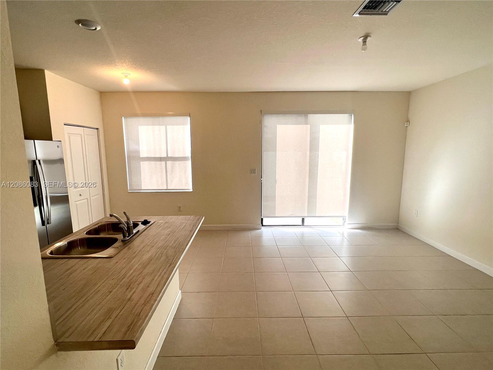 3342 W 112th St, Hialeah FL 33018 photo 4