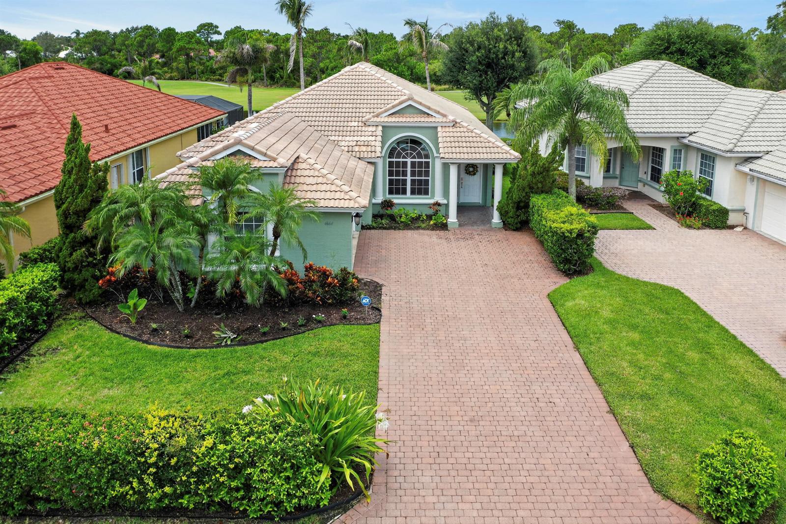 4664 NW Red Maple Drive, Jensen Beach FL 34957 photo 2