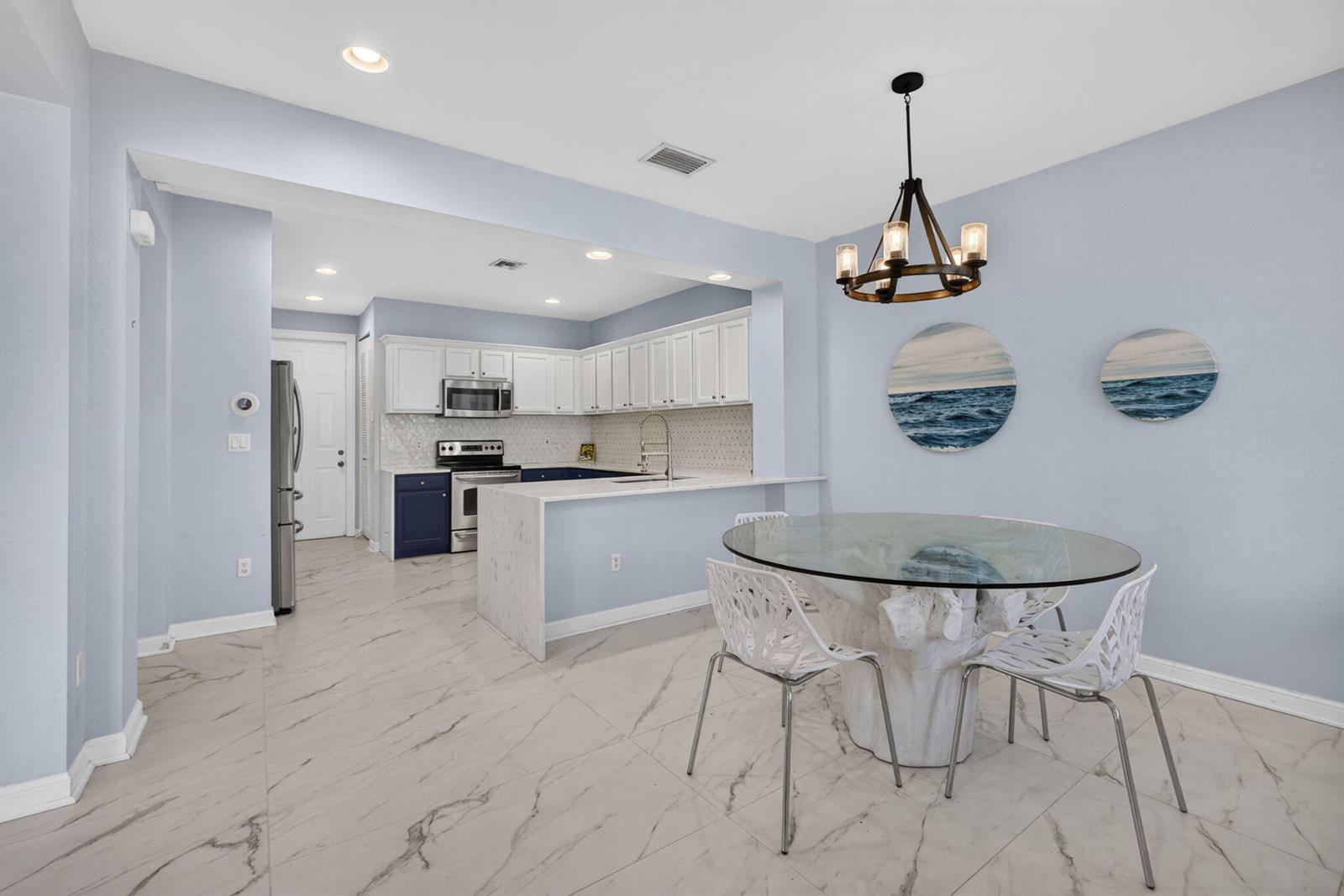 980 Marina Del Ray Lane # 2, West Palm Beach FL 33401 photo 3