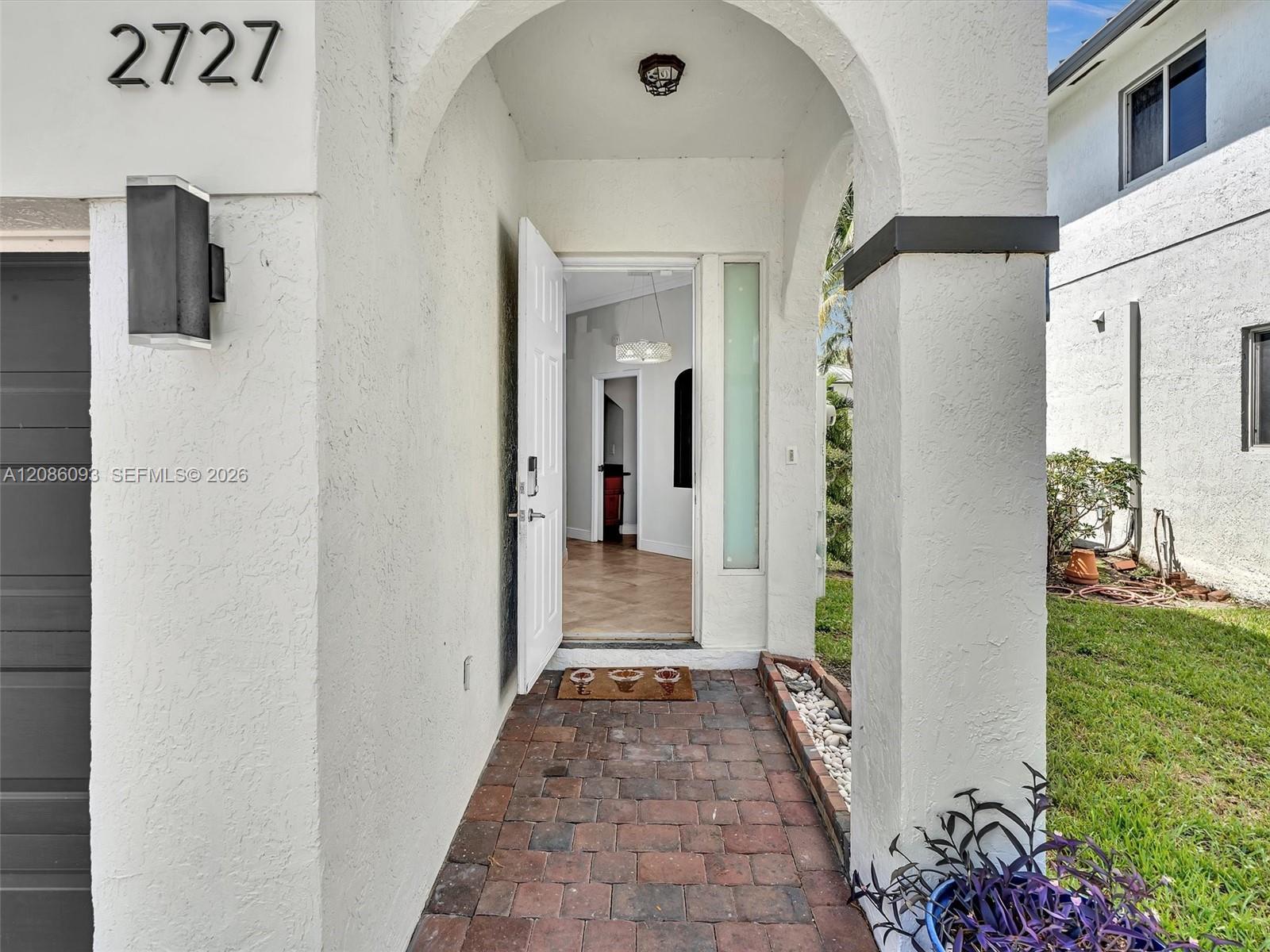 2727 Treasure Cove Cir # 2727, Dania Beach FL 33312 photo 2