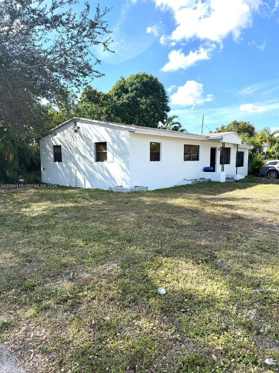 3350 NW 171 ter, Miami Gardens FL 33056 photo 2