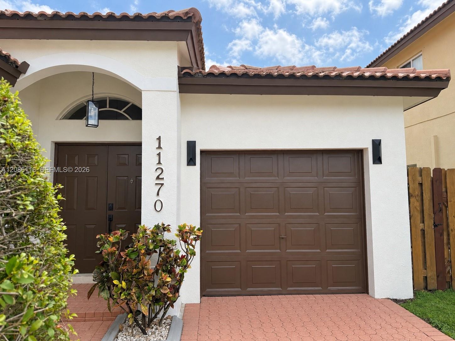 11270 NW 53rd Ln, Doral FL 33178 photo 2