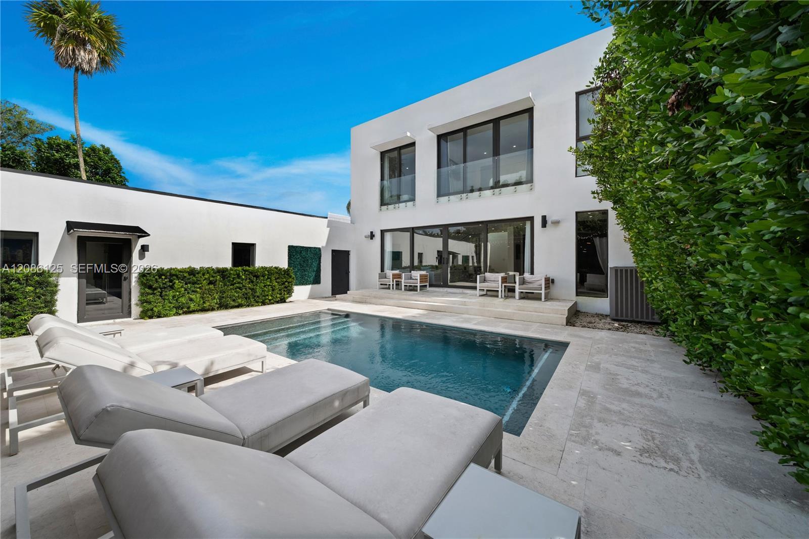 31 NE 51st St, Miami FL 33137 photo 2
