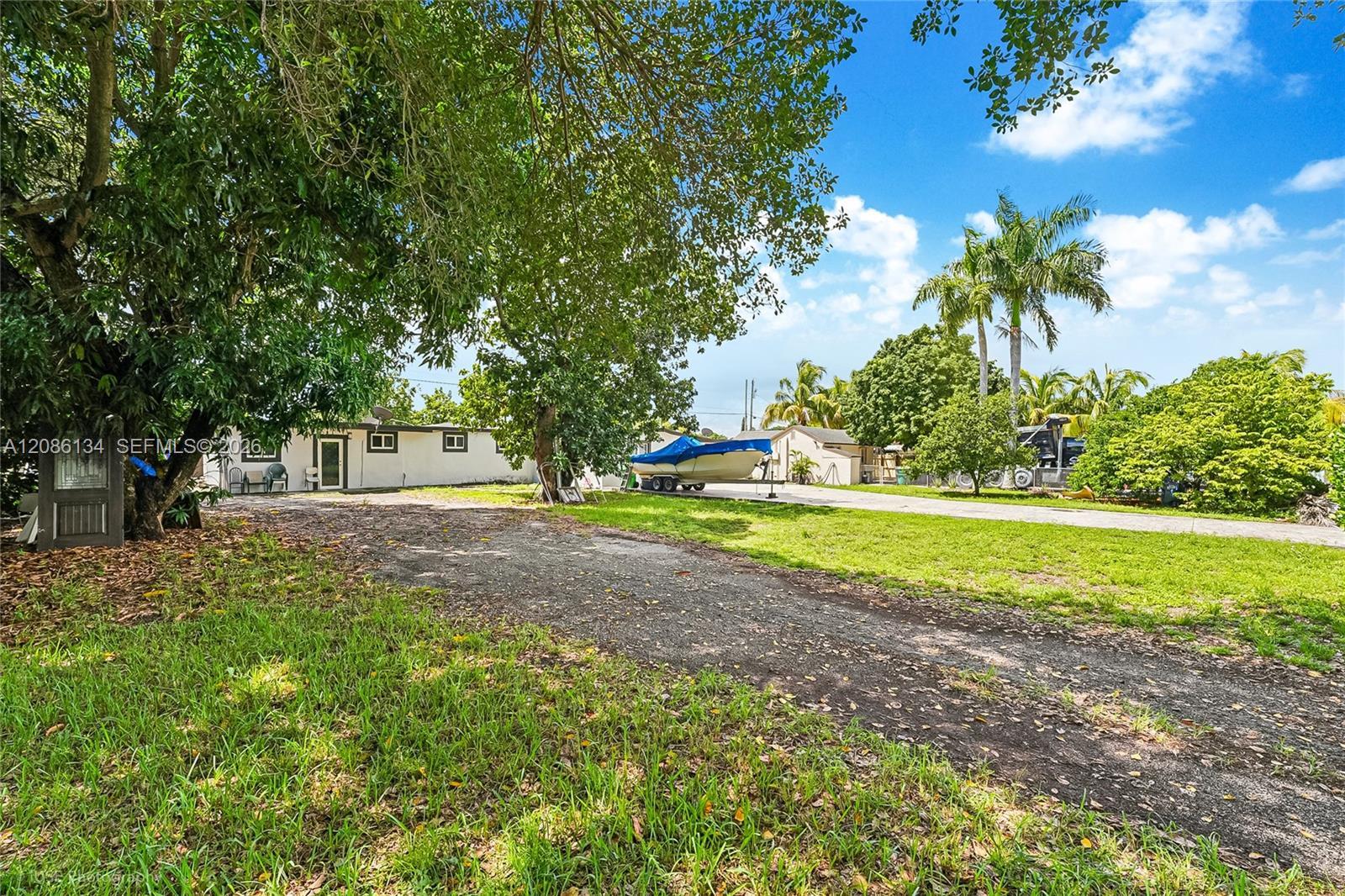 2934 NW 96th St, Miami FL 33147 photo 2