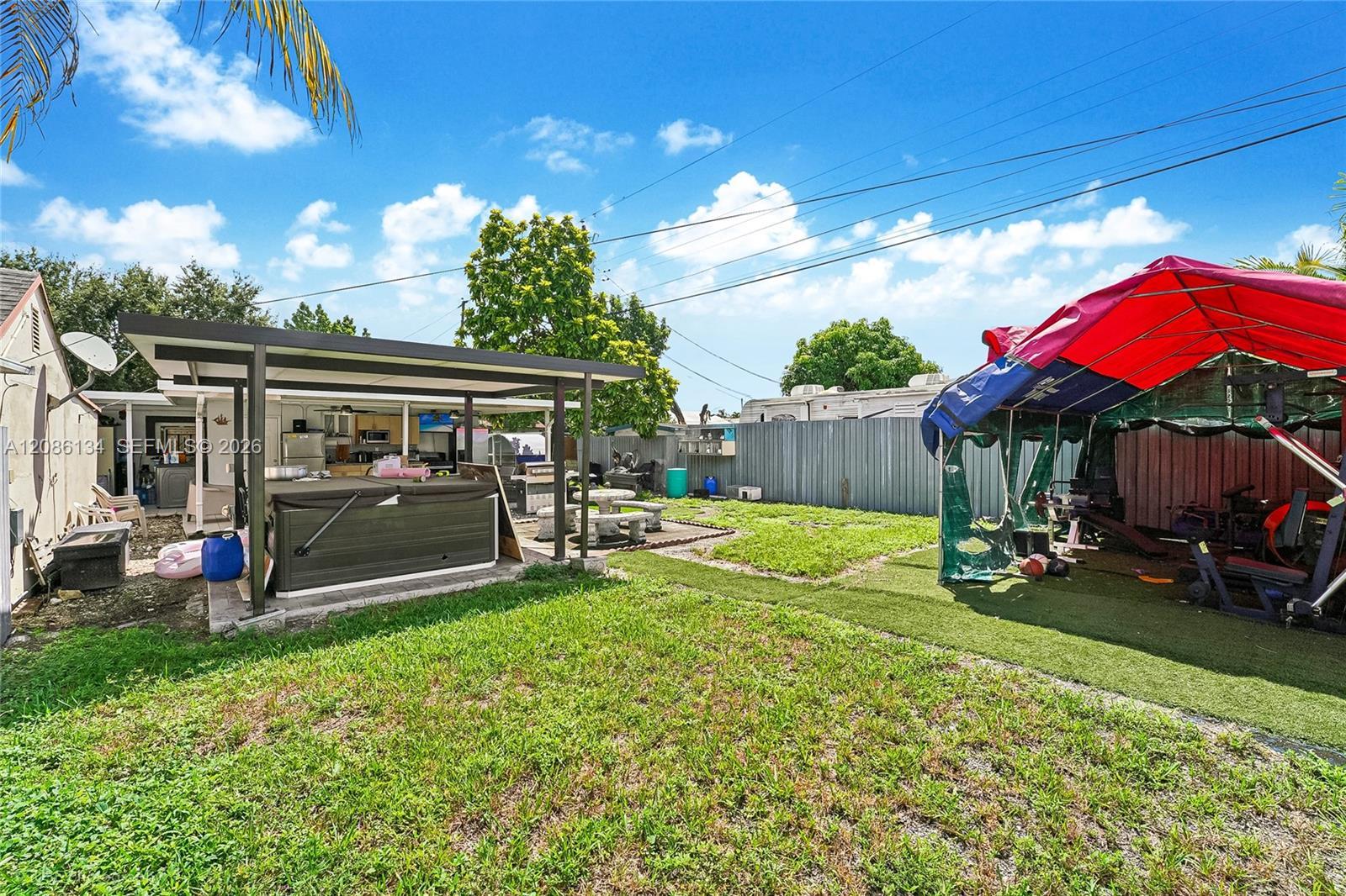 2934 NW 96th St, Miami FL 33147 photo 3