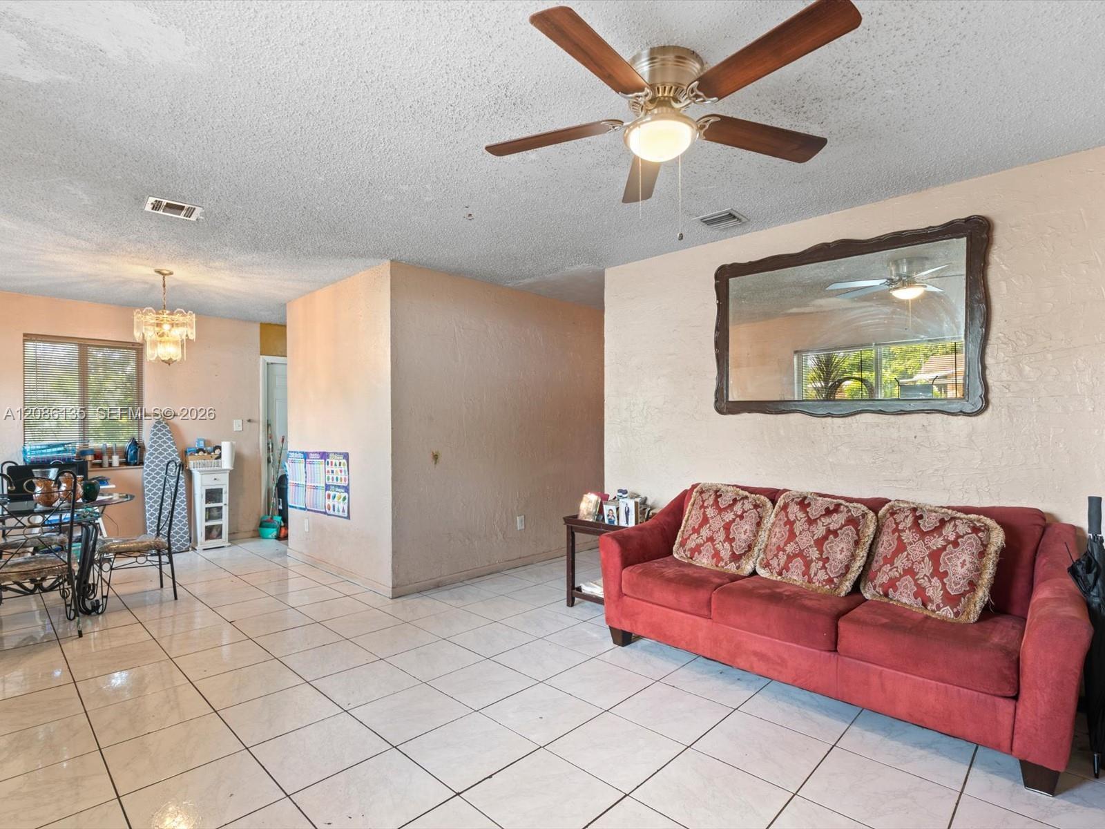 2118 NW 47th St, Miami FL 33142 photo 2