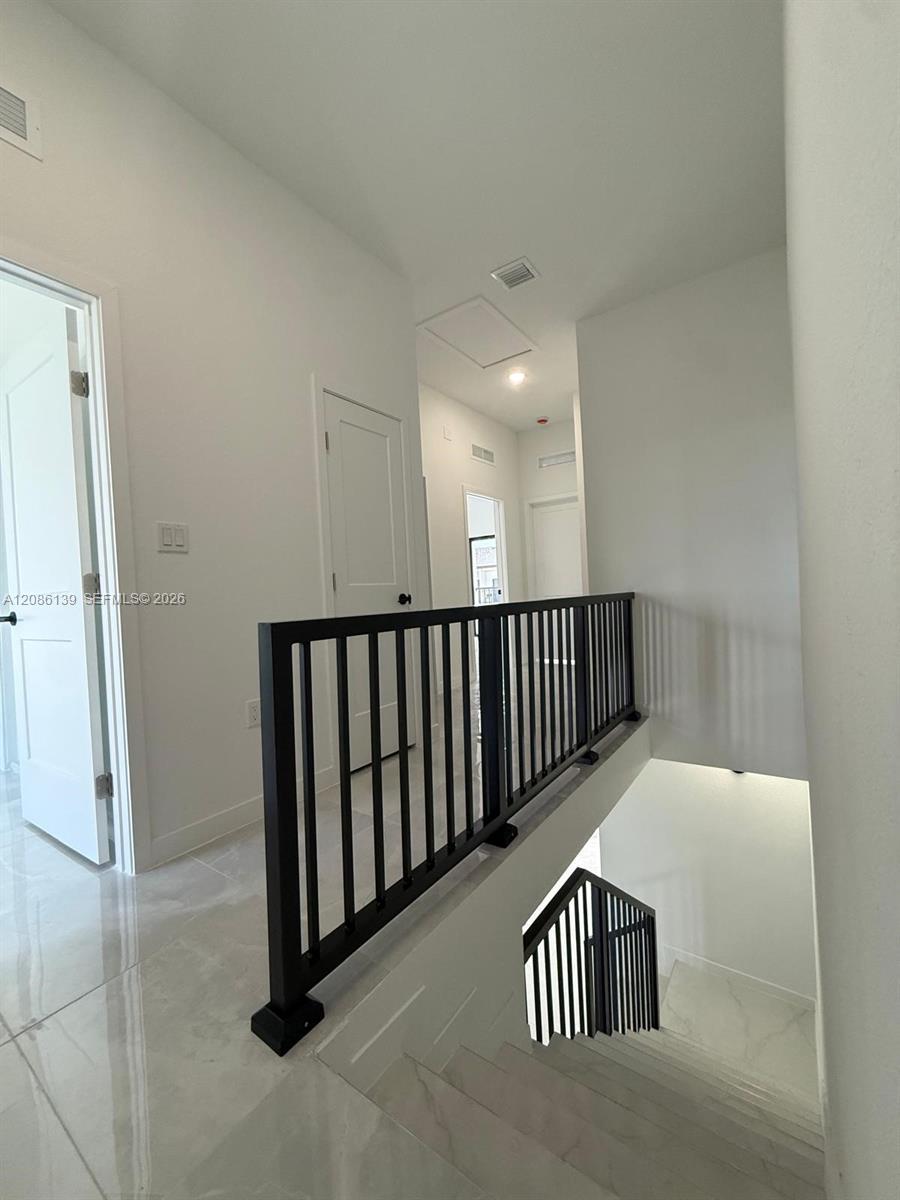 1416 NW 6th Ter, Florida City FL 33034 photo 3