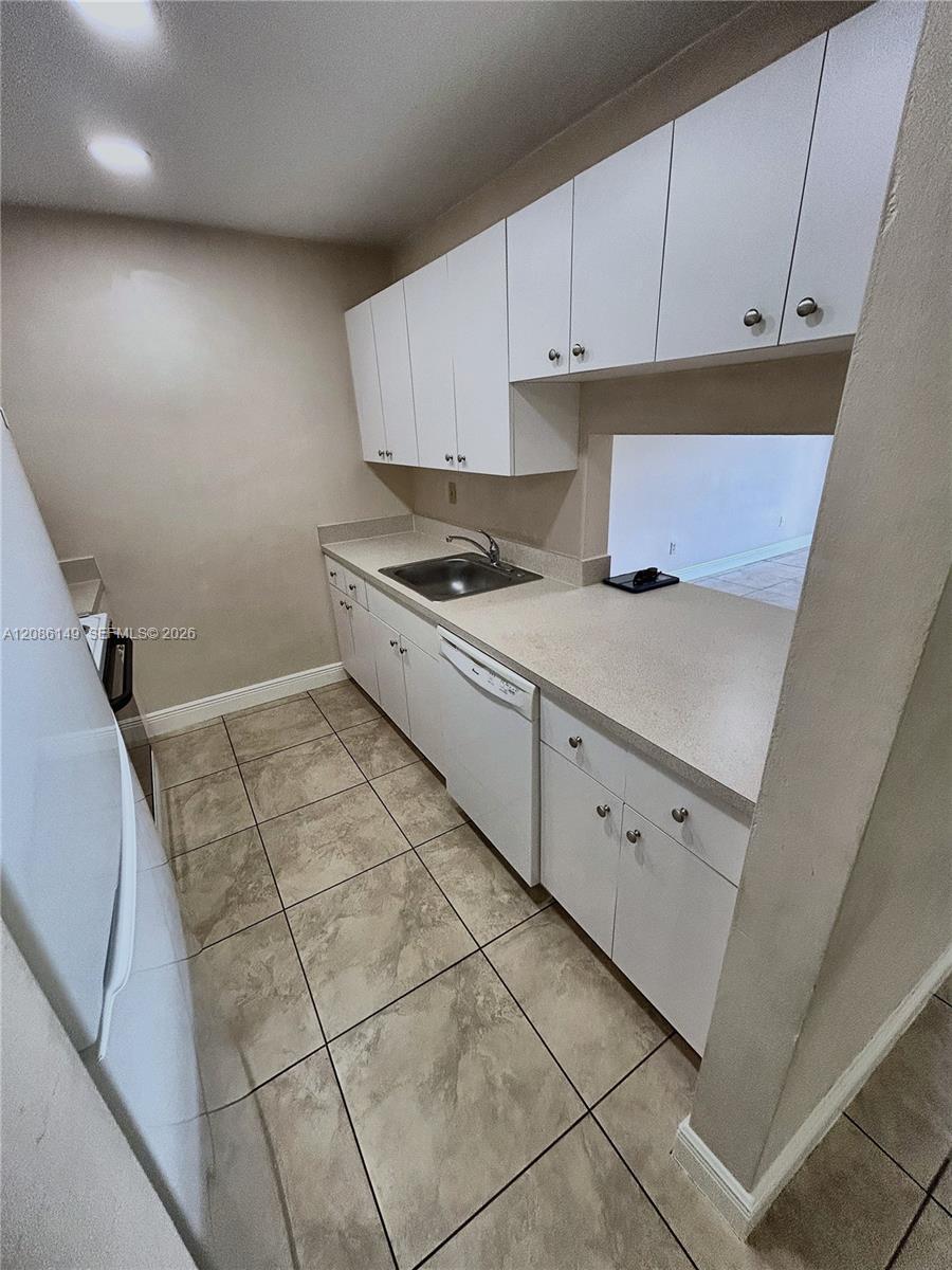 7477 SW 82nd St # C214, Miami FL 33143 photo 5