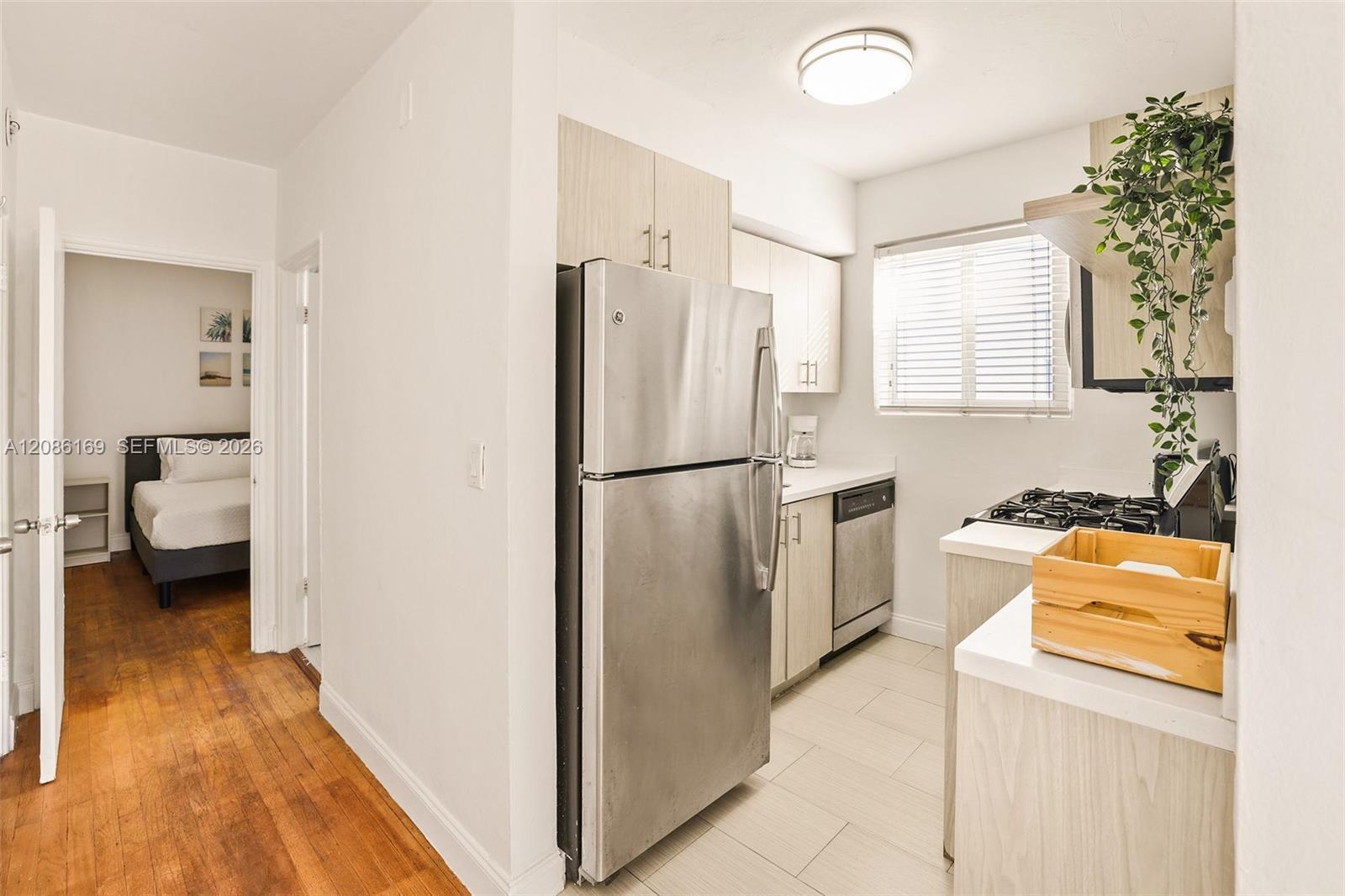7340 Harding Ave # 17, Miami Beach FL 33141 photo 5