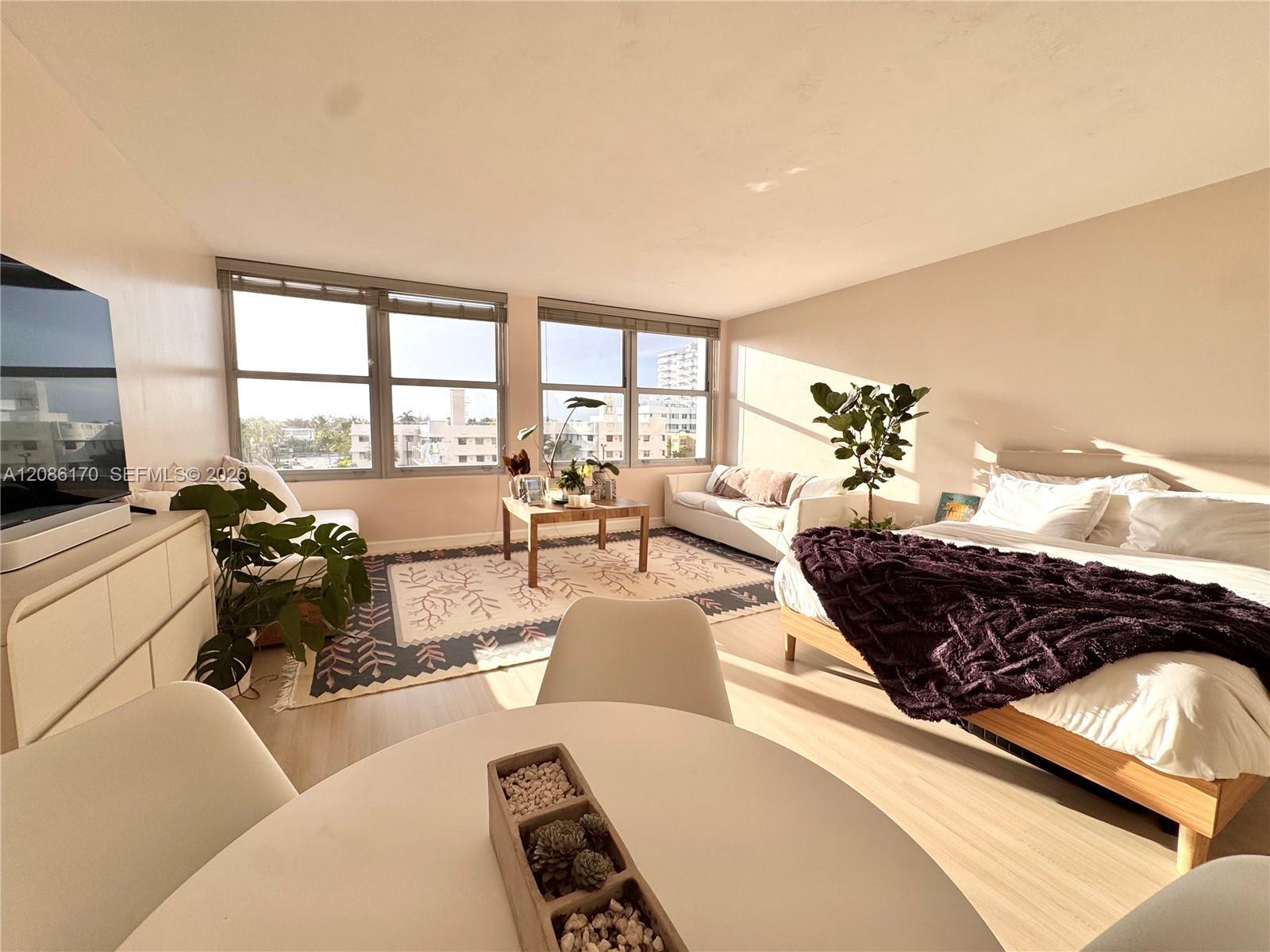 2899 Collins Ave # 550, Miami Beach FL 33140 photo 3