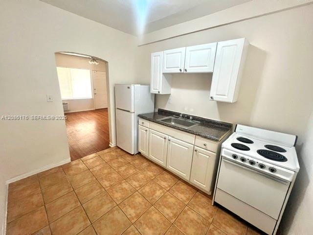 564 NE 66th St # 3, Miami FL 33138