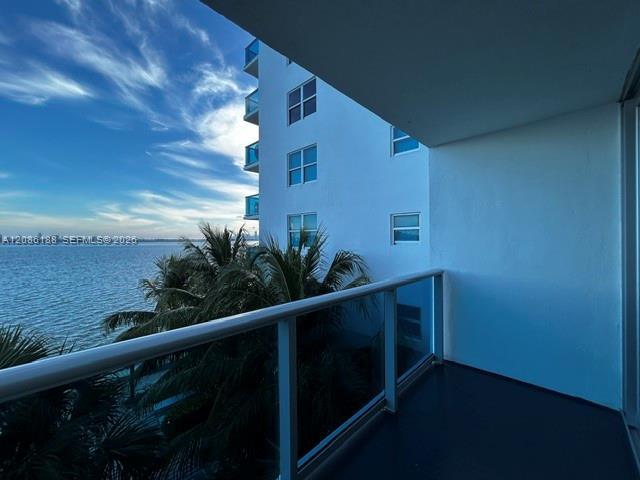 1900 S Treasure Dr # 3U, North Bay Village FL 33141