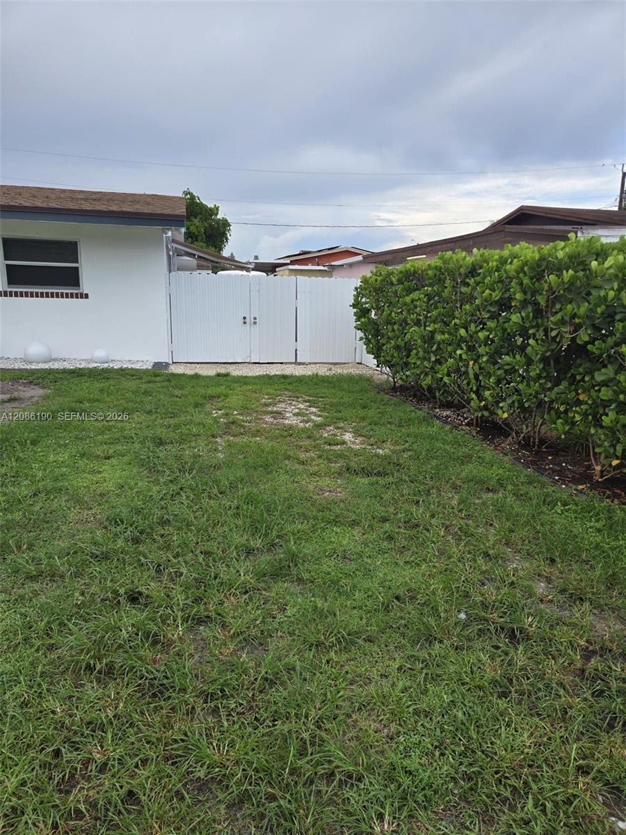 3835 NW 185th St, Miami Gardens FL 33055 photo 2