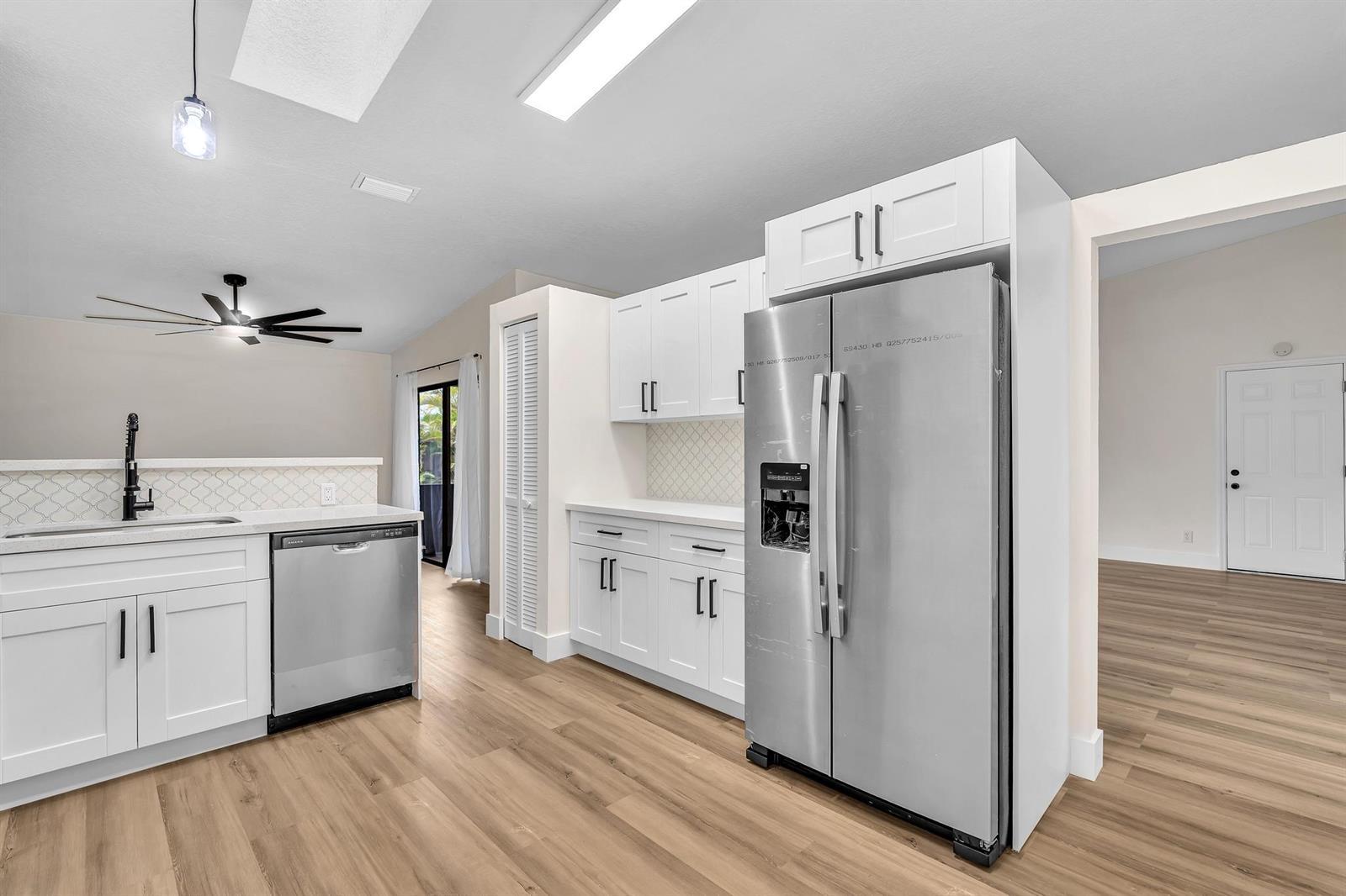 6014 NW 78th Way, Tamarac FL 33321 photo 4