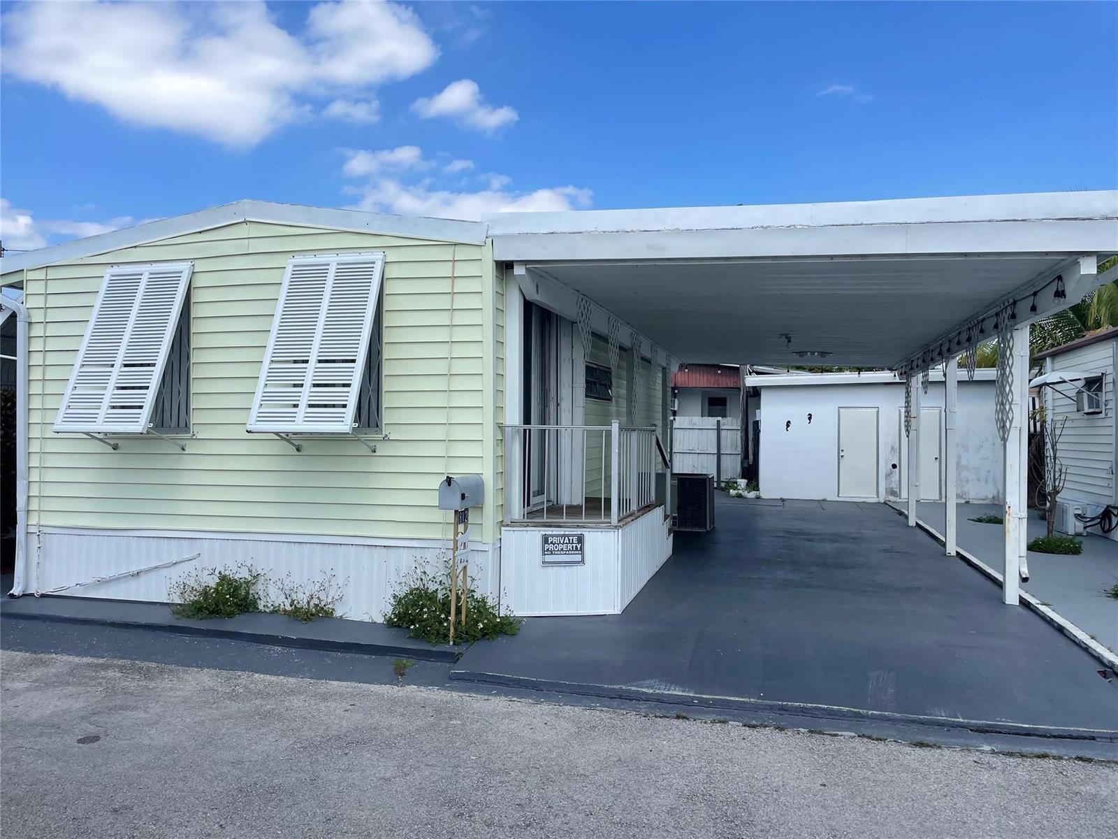 812 SW 1ST Court, Hallandale Beach FL 33009