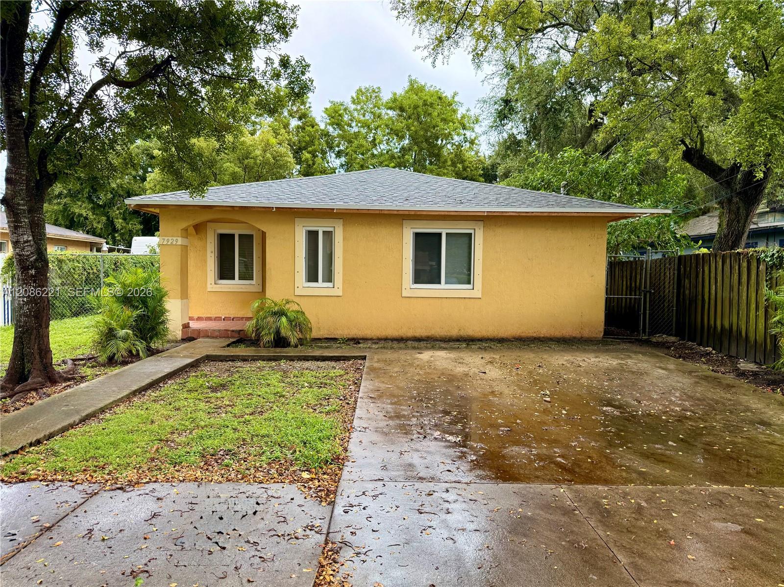 7929 NW 10th Ct # 0, Miami FL 33150