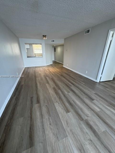 116 Lake Emerald Dr # 202, Oakland Park FL 33309 photo 3