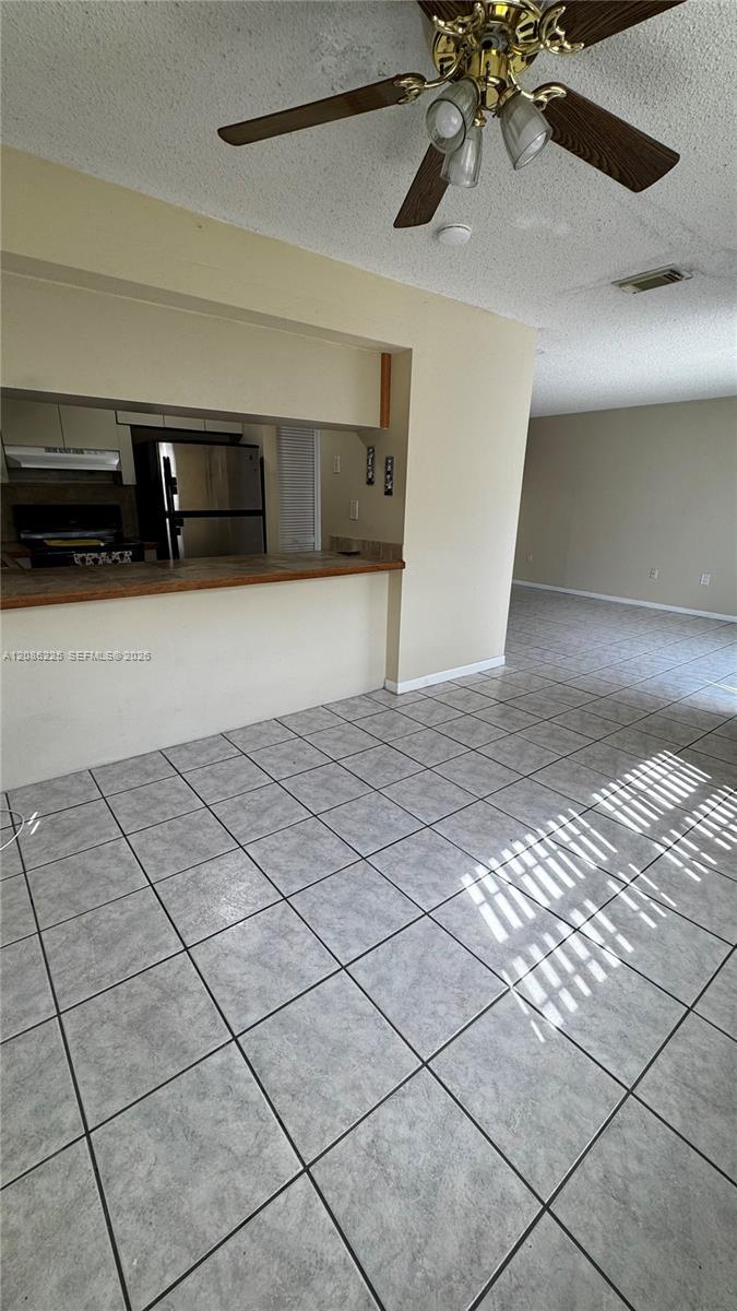 885 SE 13th Rd, Homestead FL 33035 photo 4